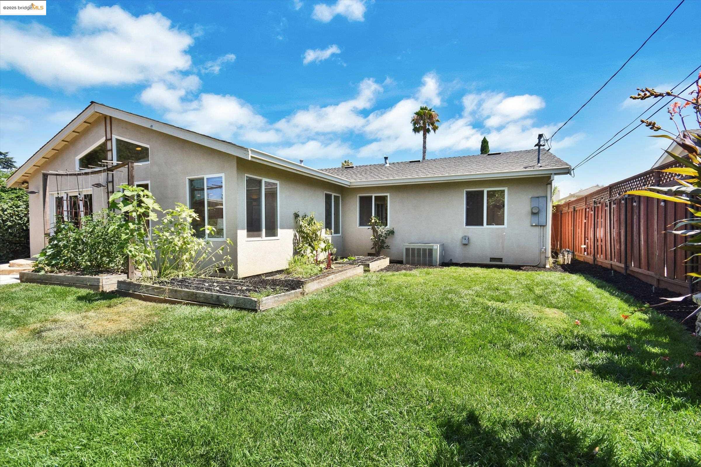Detail Gallery Image 45 of 60 For 1443 Phantom Ave, San Jose,  CA 95125-5220 - 3 Beds | 2 Baths