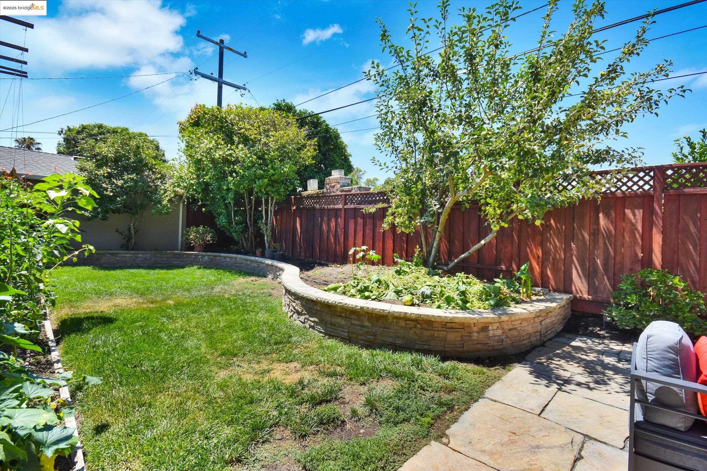 Detail Gallery Image 47 of 60 For 1443 Phantom Ave, San Jose,  CA 95125-5220 - 3 Beds | 2 Baths