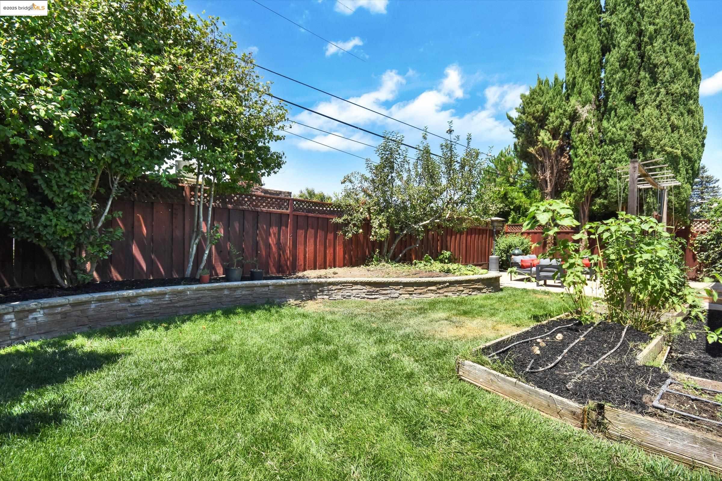 Detail Gallery Image 48 of 60 For 1443 Phantom Ave, San Jose,  CA 95125-5220 - 3 Beds | 2 Baths