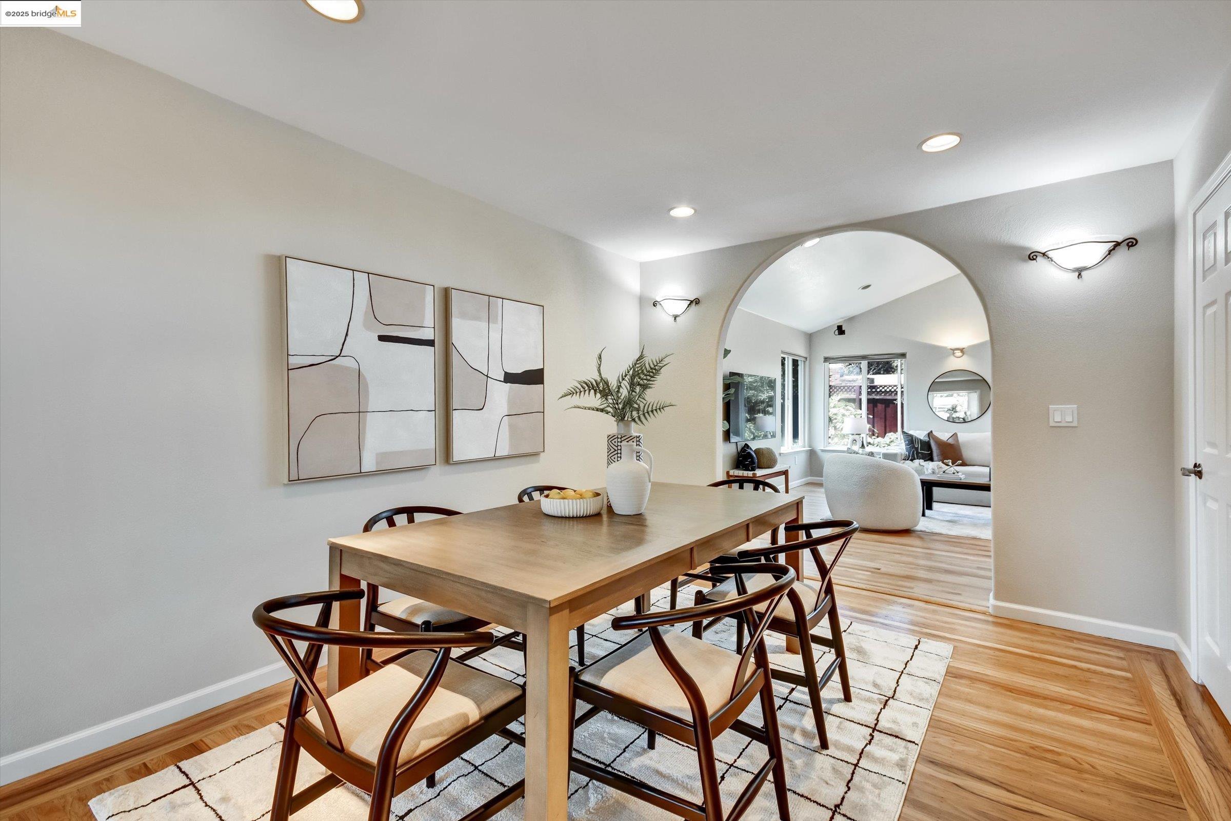 Detail Gallery Image 10 of 60 For 1443 Phantom Ave, San Jose,  CA 95125-5220 - 3 Beds | 2 Baths