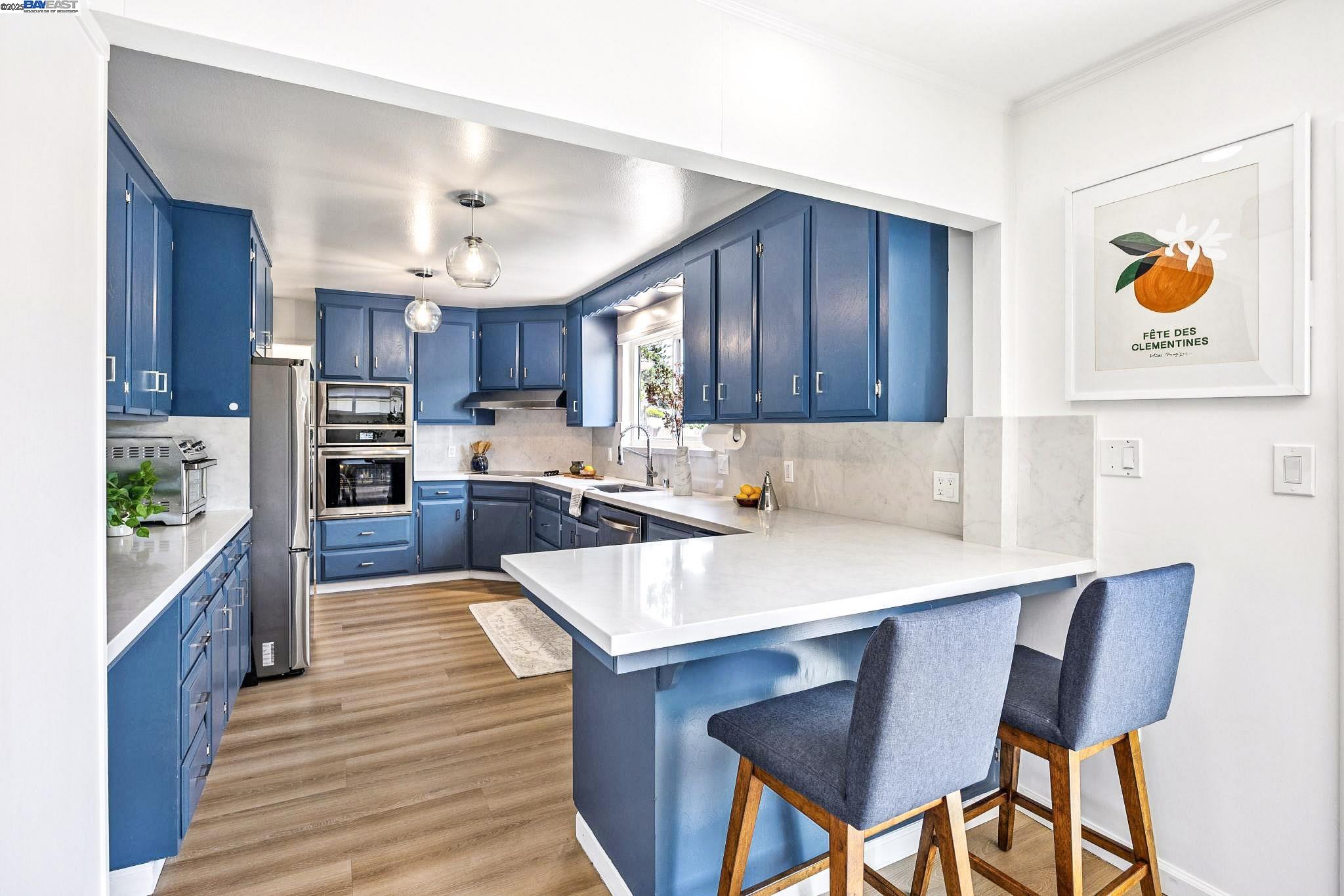 Detail Gallery Image 12 of 30 For 24 via Hermosa, San Lorenzo,  CA 94580 - 3 Beds | 2 Baths