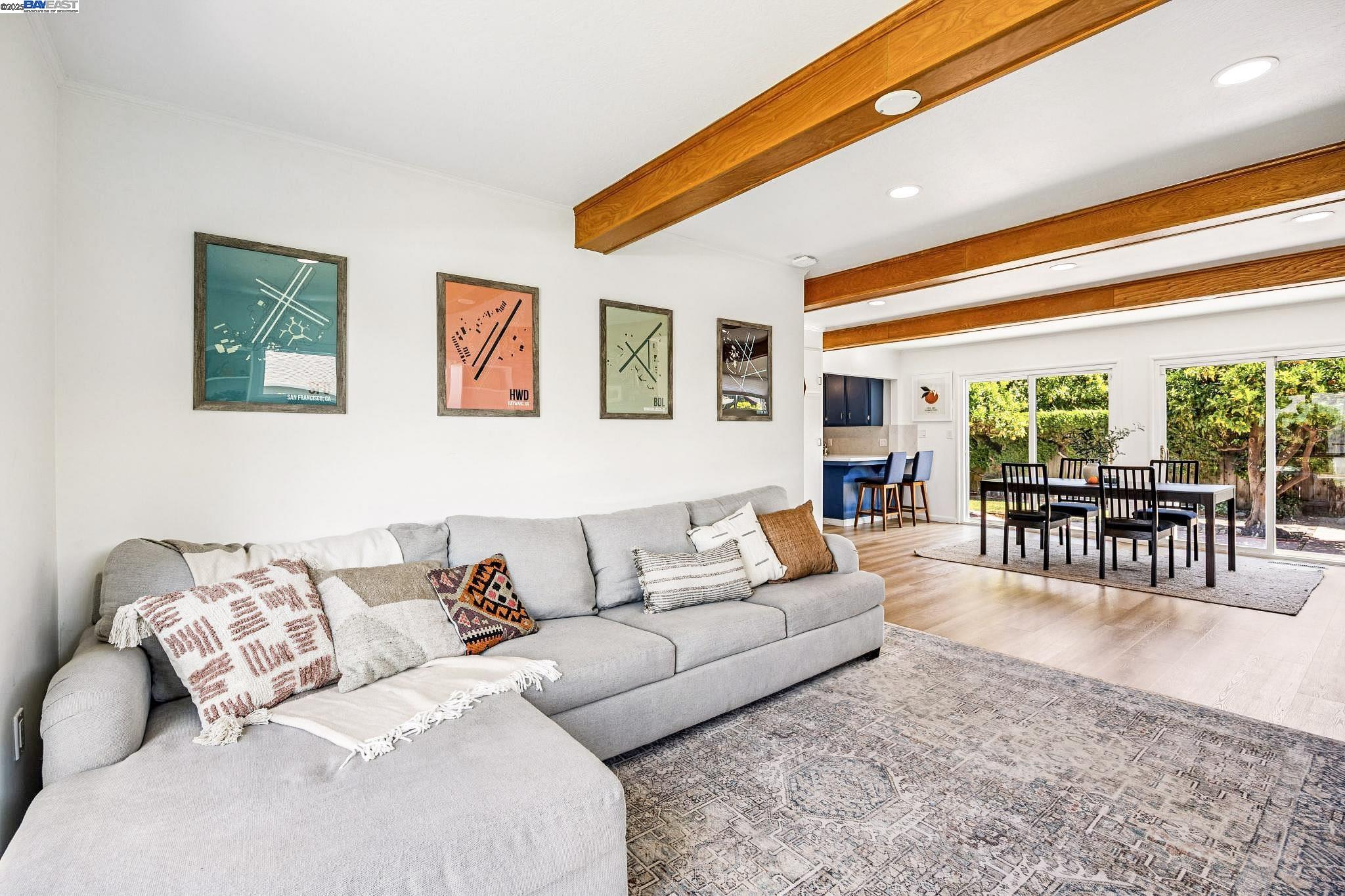 Detail Gallery Image 17 of 30 For 24 via Hermosa, San Lorenzo,  CA 94580 - 3 Beds | 2 Baths