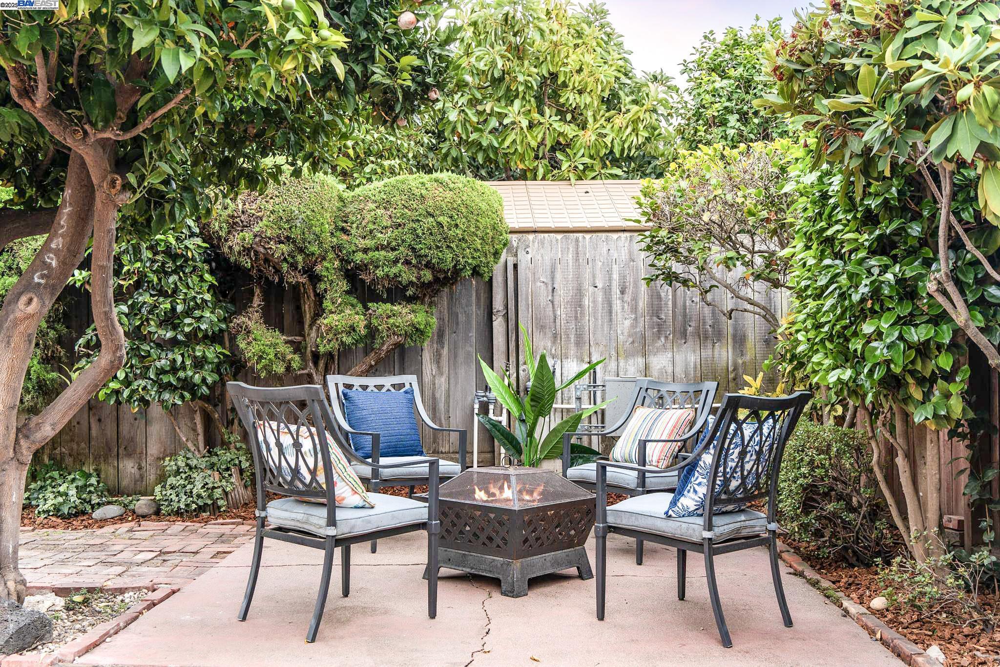 Detail Gallery Image 28 of 30 For 24 via Hermosa, San Lorenzo,  CA 94580 - 3 Beds | 2 Baths