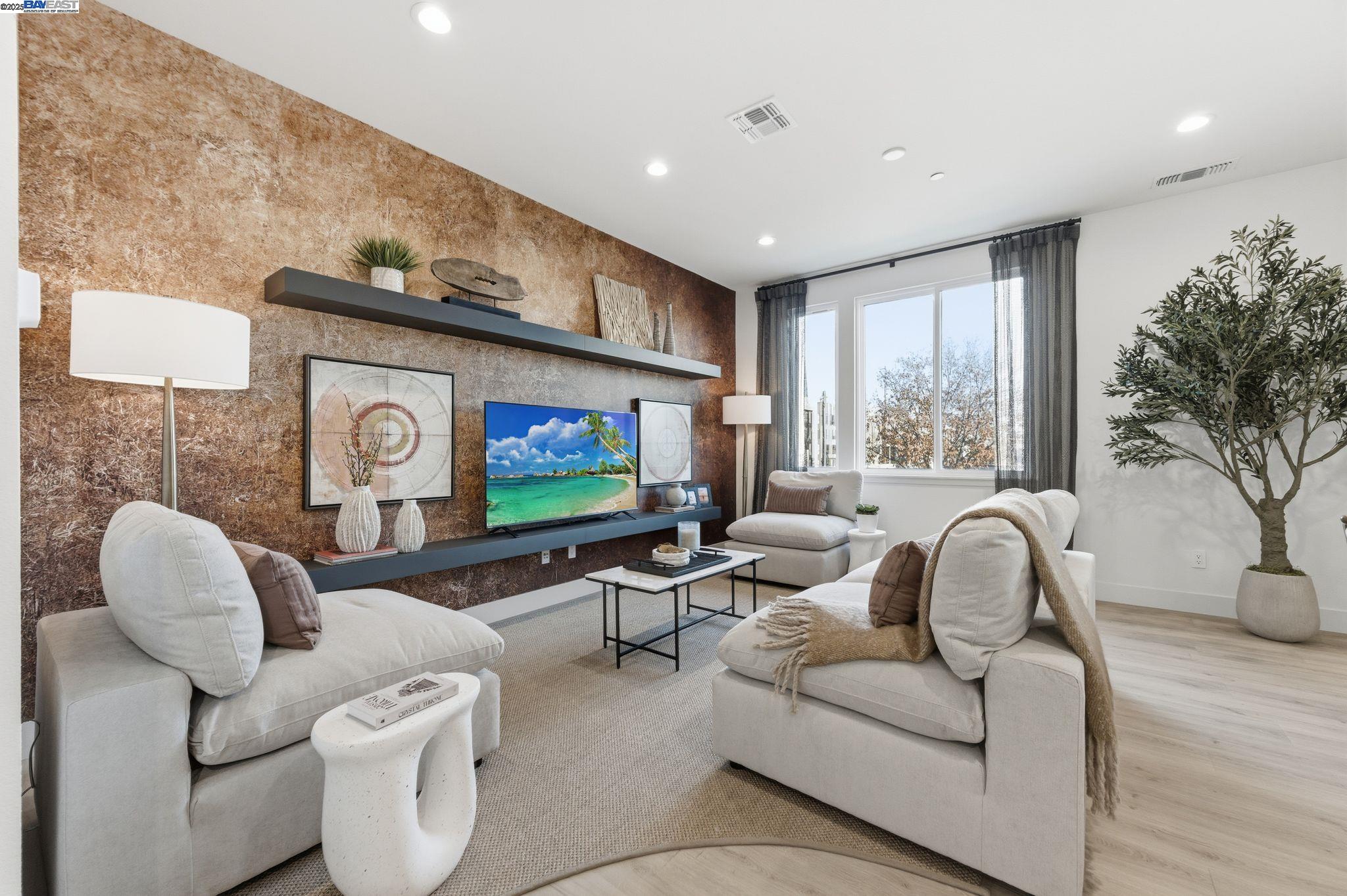 Photo #2: 41107979 Listing: Photo #2