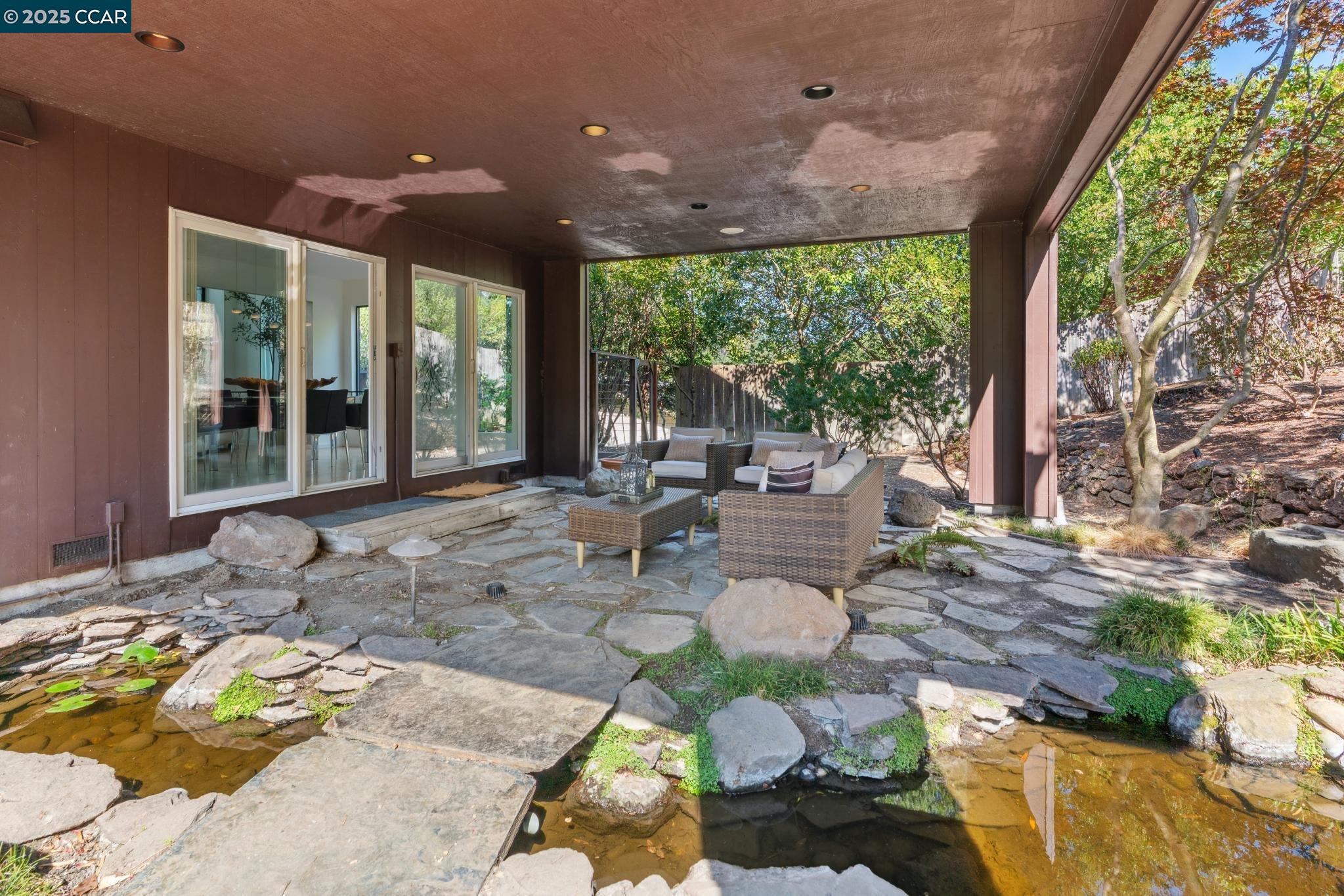 Detail Gallery Image 14 of 51 For 127 Devin Dr, Moraga,  CA 94556 - 6 Beds | 4/1 Baths
