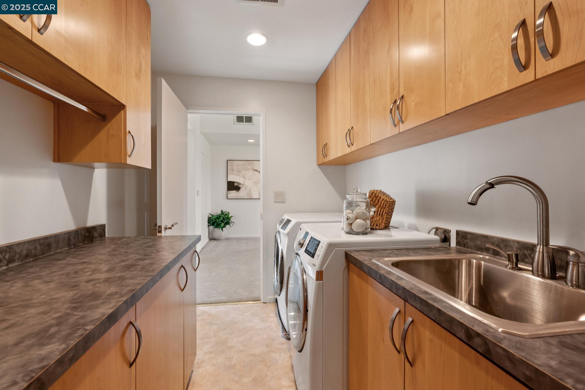 Detail Gallery Image 47 of 51 For 127 Devin Dr, Moraga,  CA 94556 - 6 Beds | 4/1 Baths