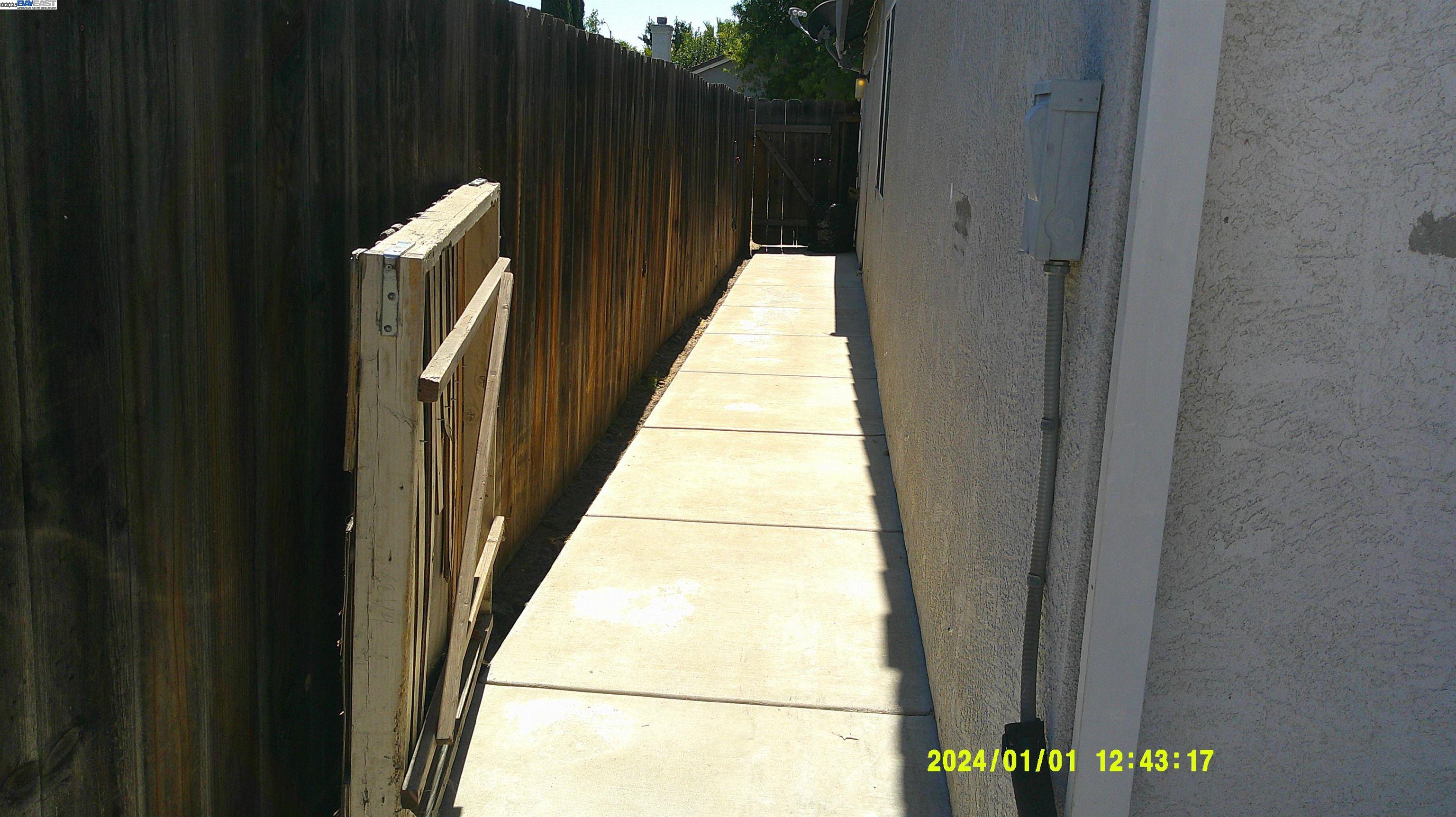 Detail Gallery Image 11 of 39 For 5576 Zaca  Ln, Stockton,  CA 95210 - 3 Beds | 2 Baths