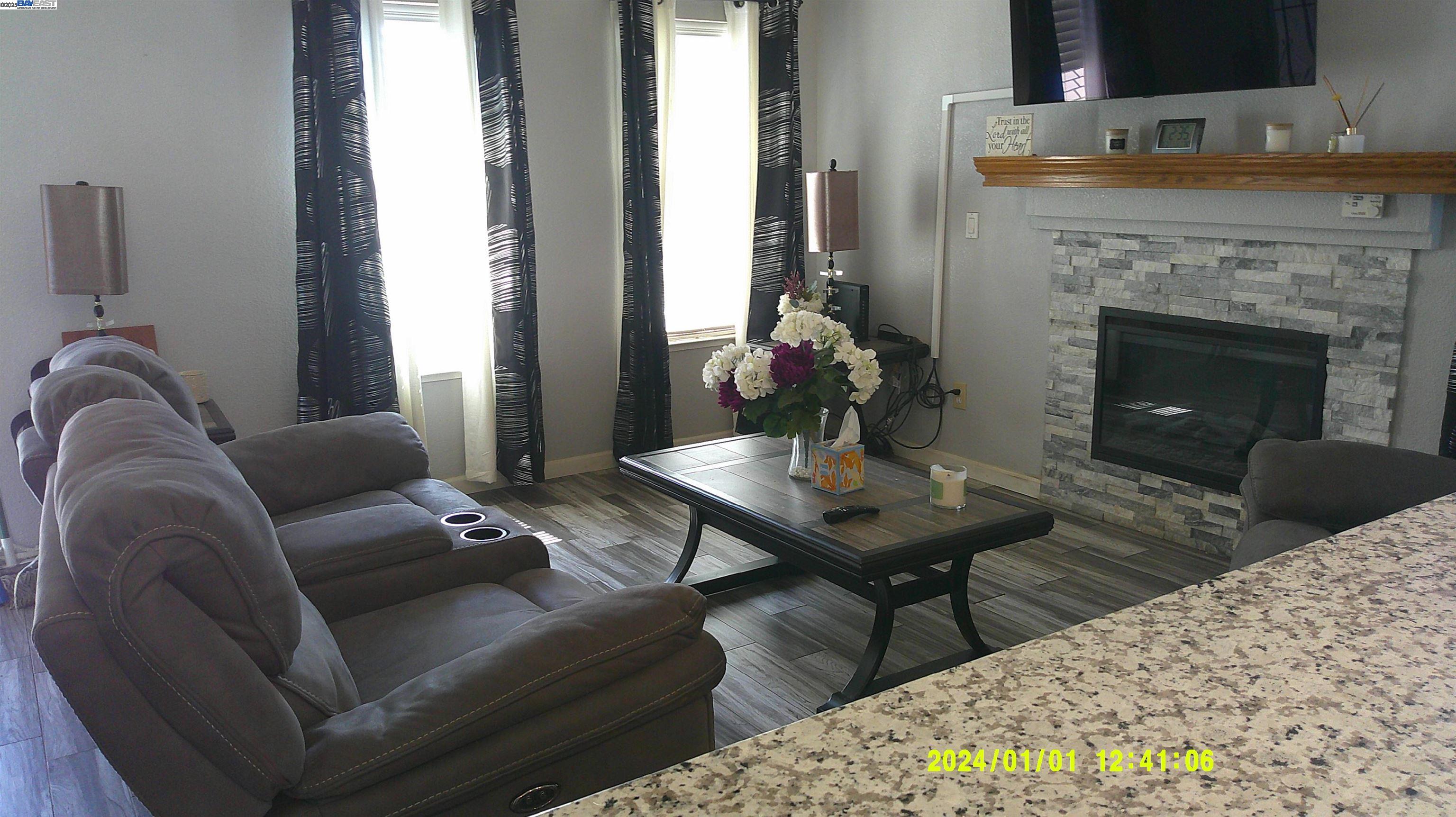 Detail Gallery Image 8 of 39 For 5576 Zaca  Ln, Stockton,  CA 95210 - 3 Beds | 2 Baths
