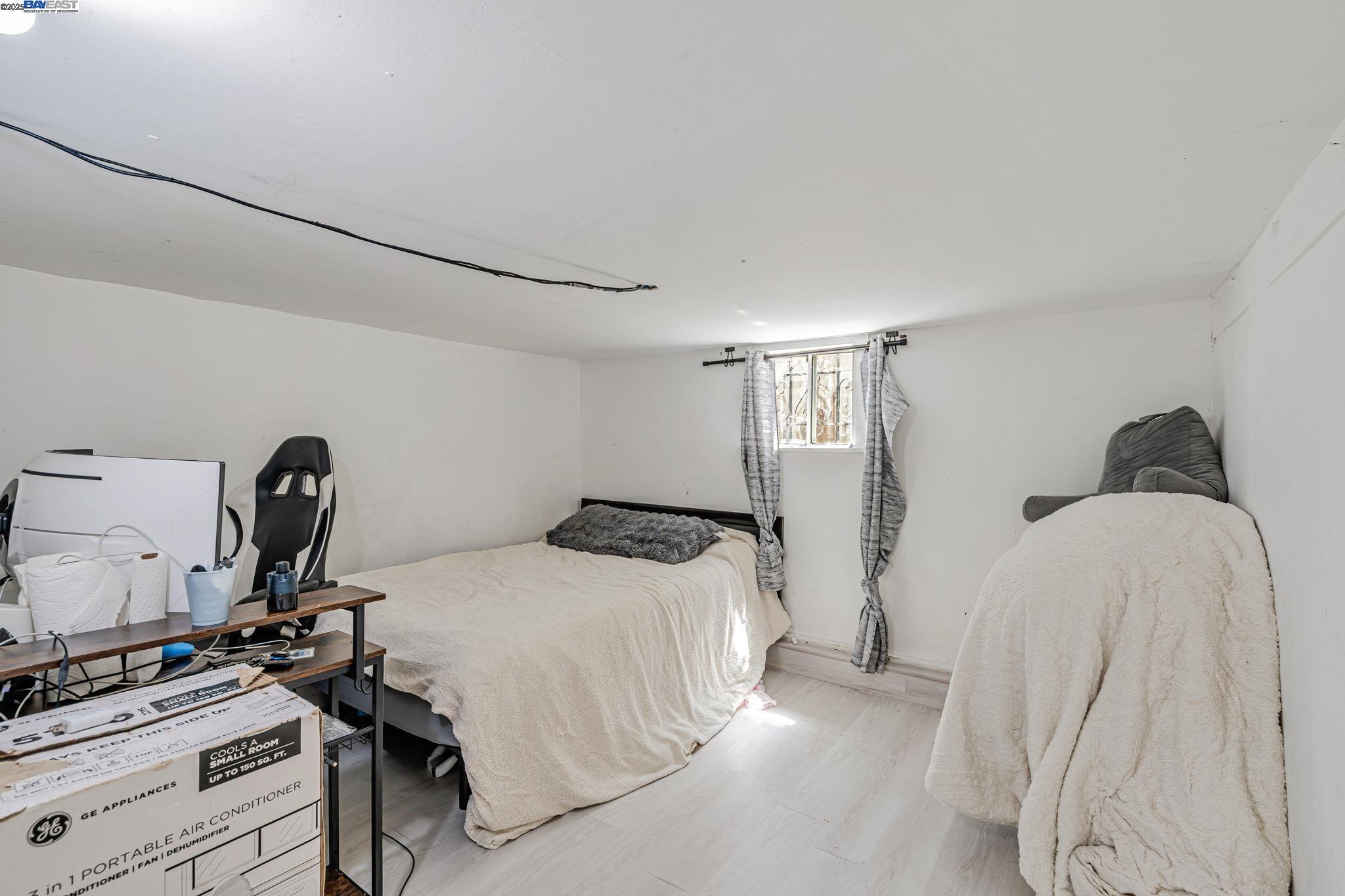 Detail Gallery Image 15 of 24 For 2530 Market St, Oakland,  CA 94607 - 2 Beds | 1 Baths