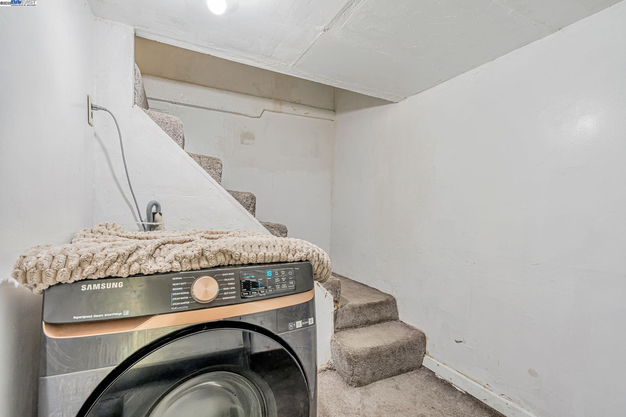 Detail Gallery Image 20 of 24 For 2530 Market St, Oakland,  CA 94607 - 2 Beds | 1 Baths