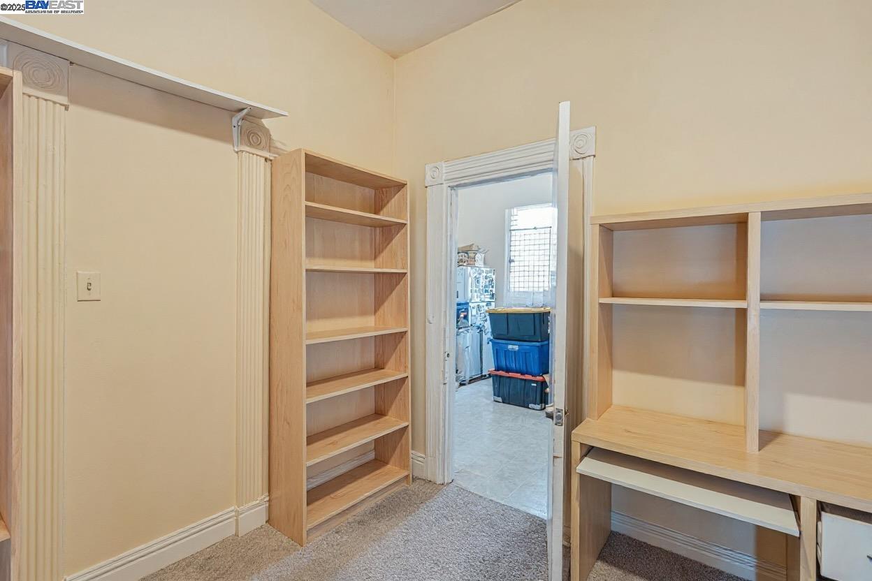 Detail Gallery Image 7 of 24 For 2530 Market St, Oakland,  CA 94607 - 2 Beds | 1 Baths