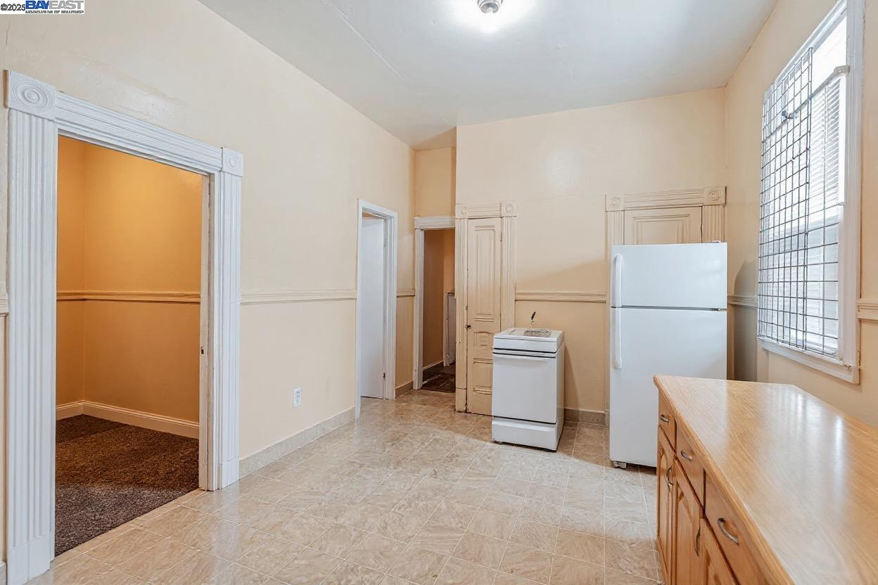 Detail Gallery Image 9 of 24 For 2530 Market St, Oakland,  CA 94607 - 2 Beds | 1 Baths