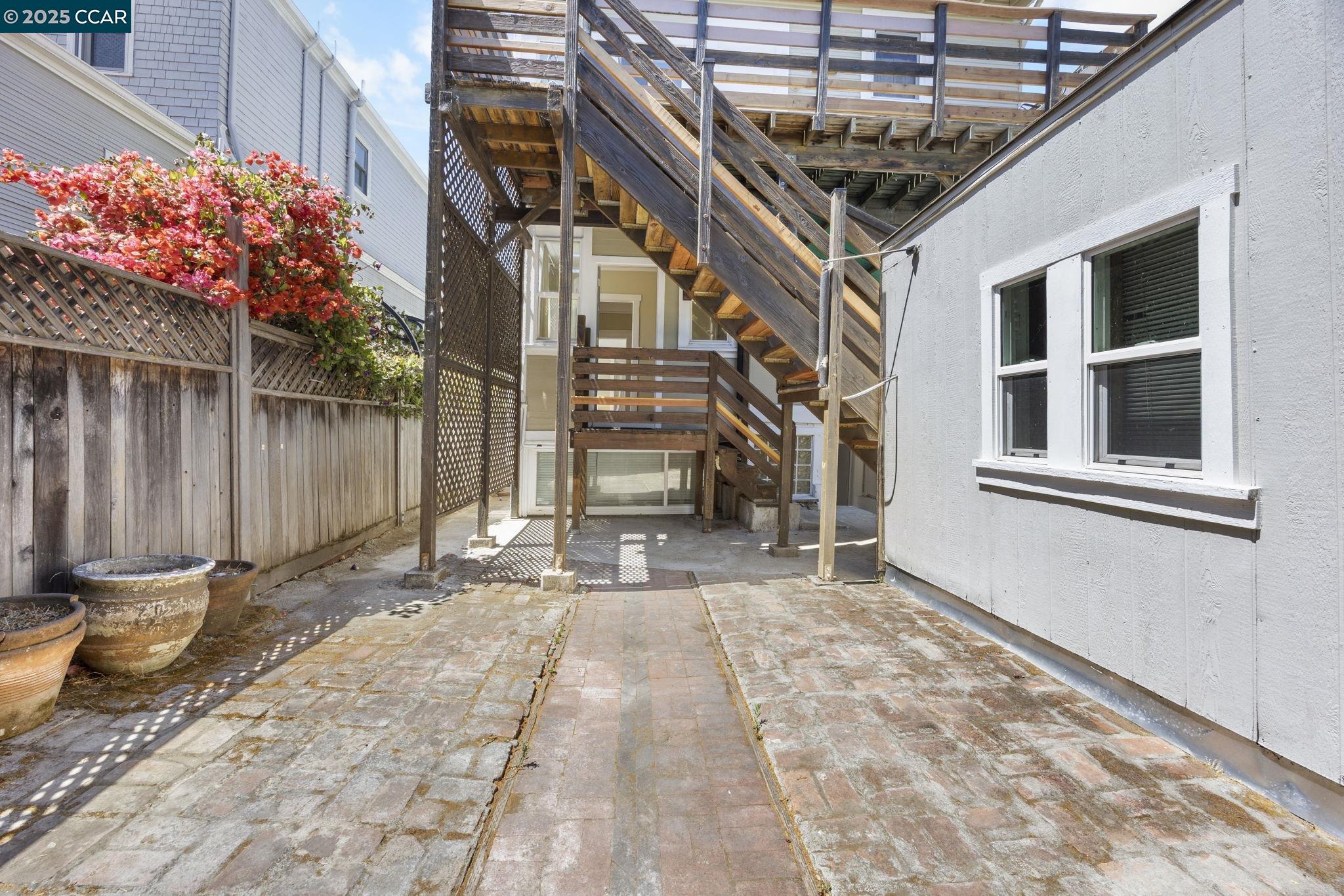 Detail Gallery Image 21 of 29 For 1220 Chestnut St, Alameda,  CA 94501 - – Beds | – Baths