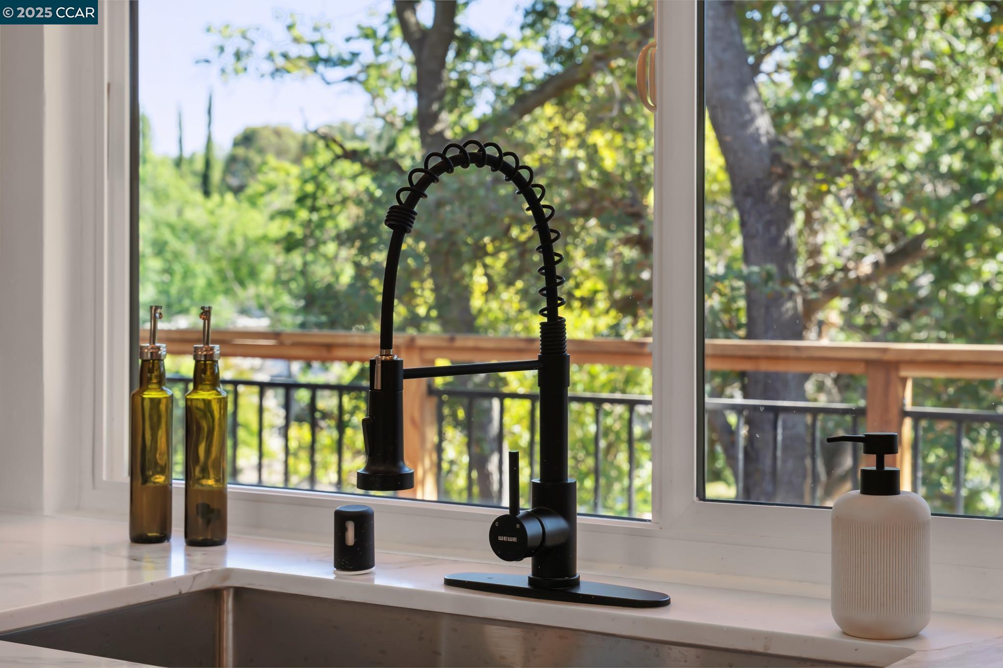 Detail Gallery Image 11 of 32 For 423 Del Sol, Pleasanton,  CA 94566 - 3 Beds | 2 Baths