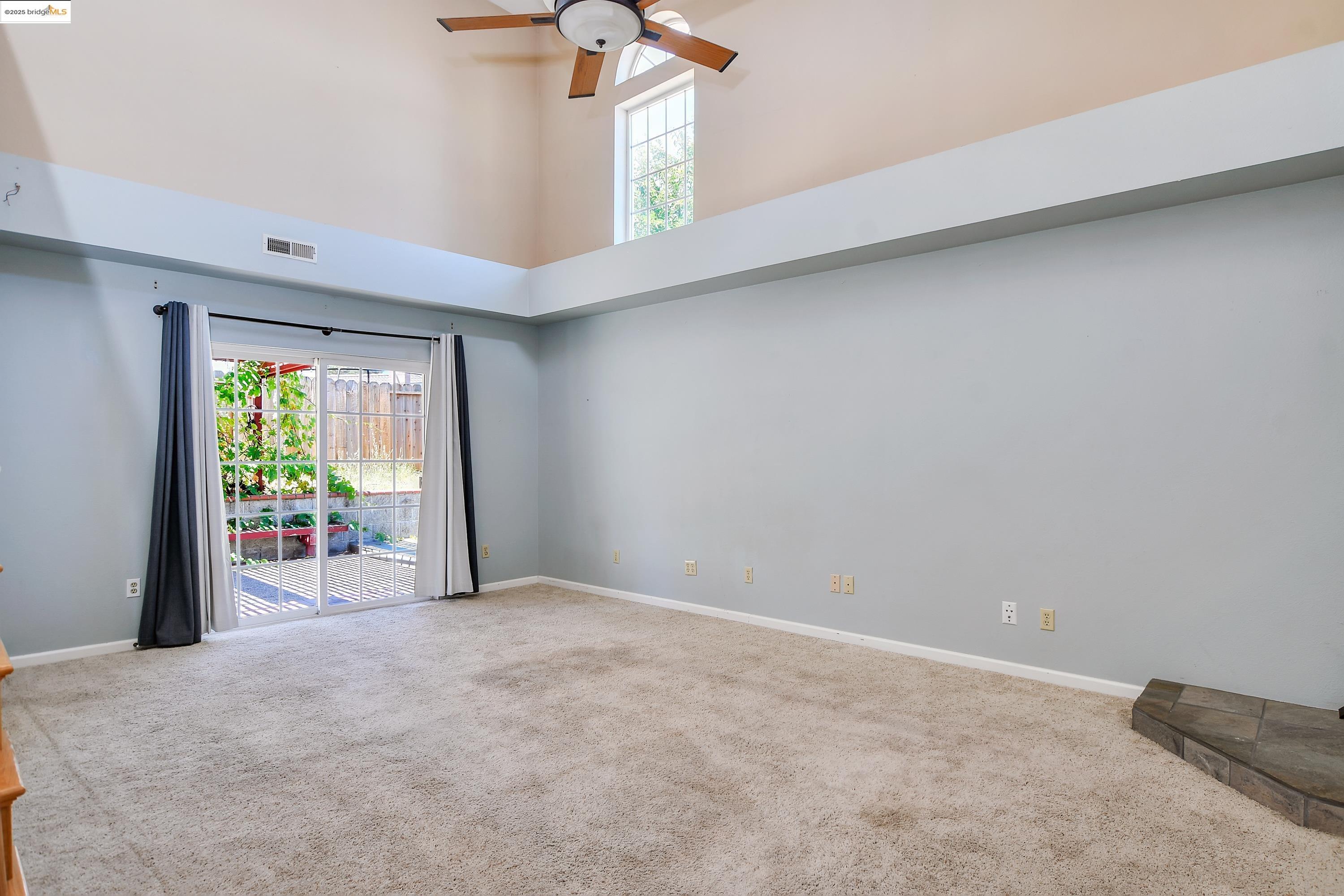 Detail Gallery Image 11 of 33 For 951 Lexington Pl, San Ramon,  CA 94583 - 4 Beds | 3 Baths