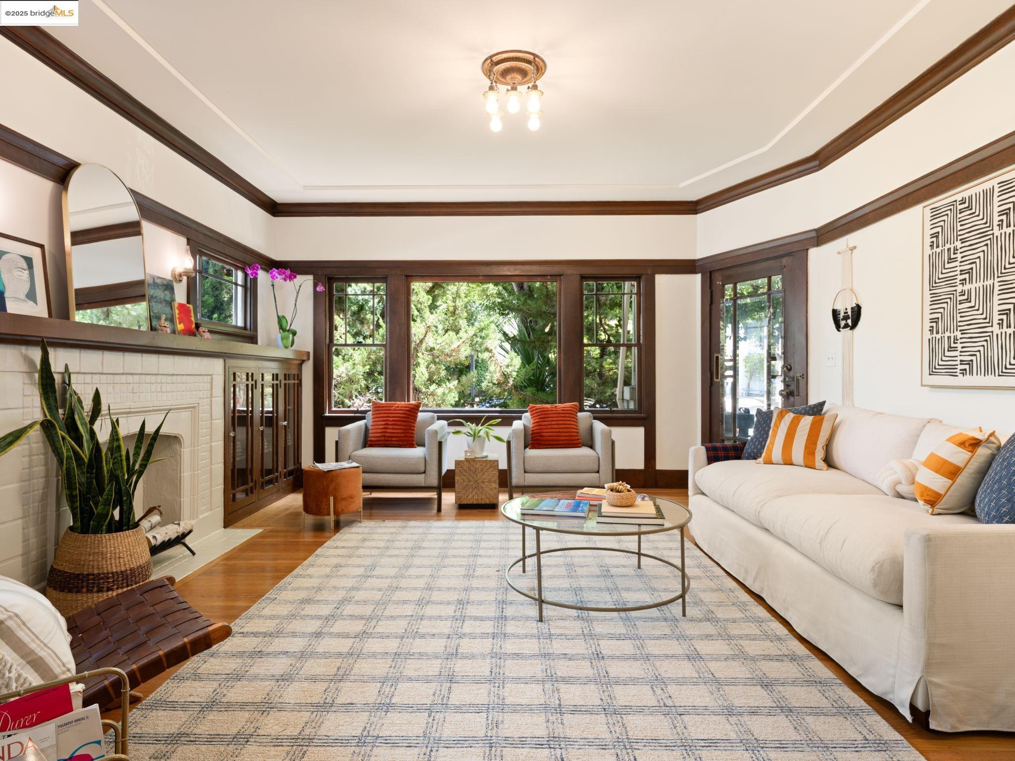 Photo #2: 41107993 Listing 
