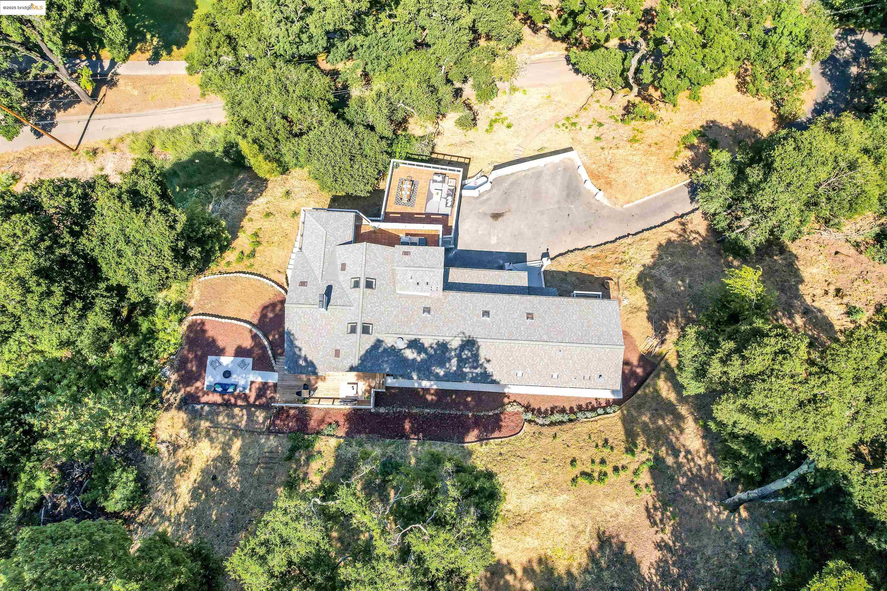Detail Gallery Image 49 of 53 For 102 Castlewood, Pleasanton,  CA 94566 - 5 Beds | 3 Baths