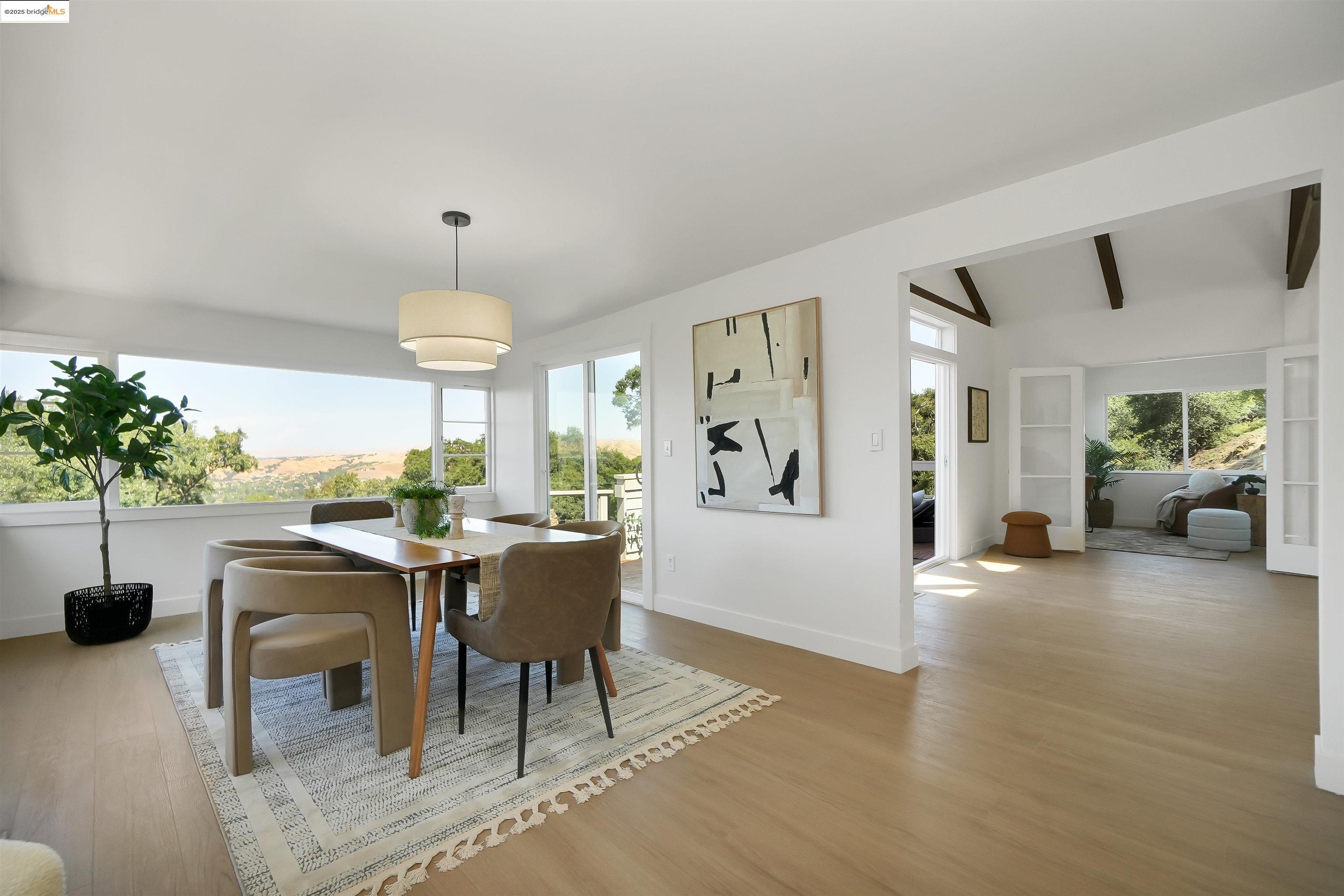 Detail Gallery Image 6 of 53 For 102 Castlewood, Pleasanton,  CA 94566 - 5 Beds | 3 Baths