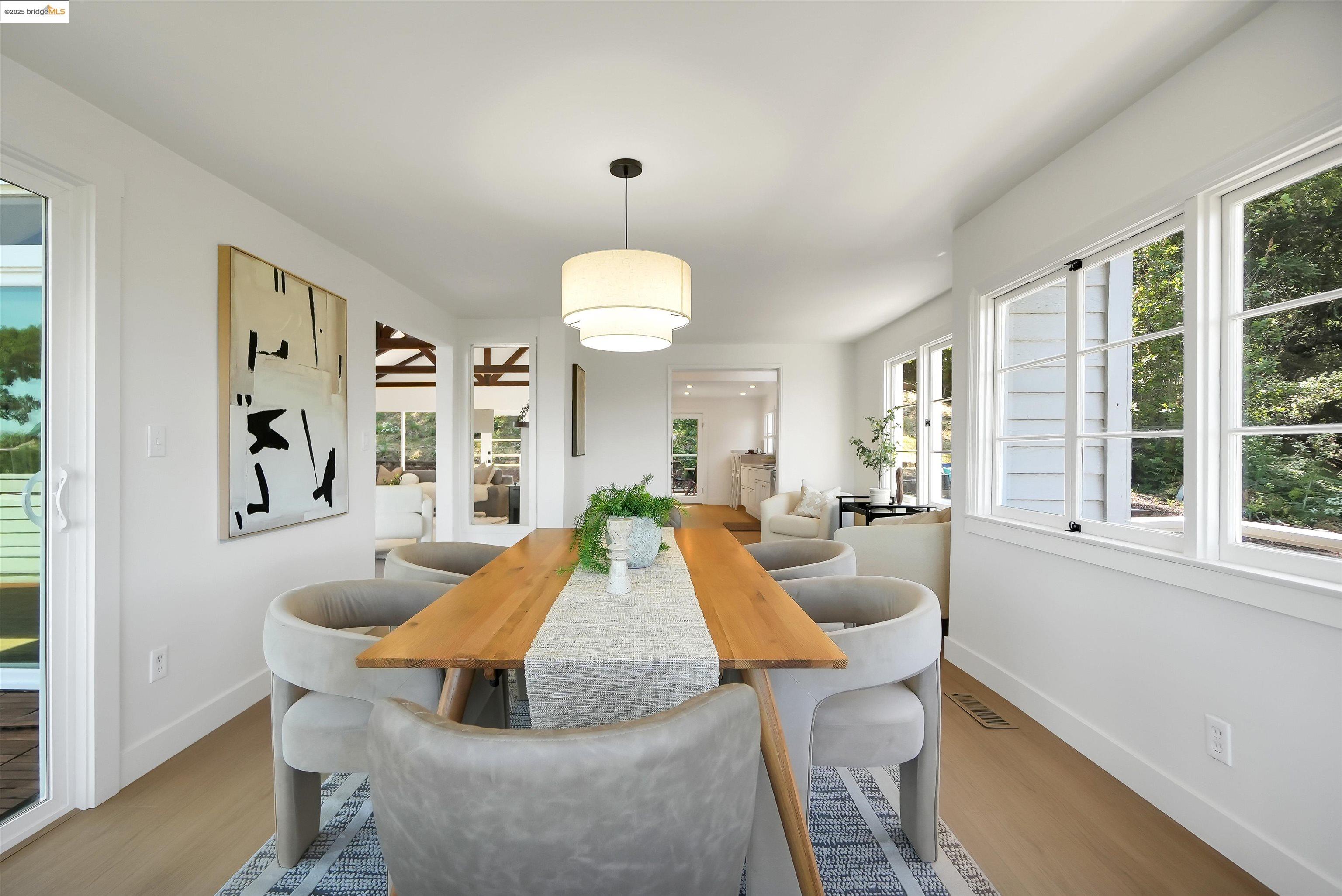 Detail Gallery Image 8 of 53 For 102 Castlewood, Pleasanton,  CA 94566 - 5 Beds | 3 Baths