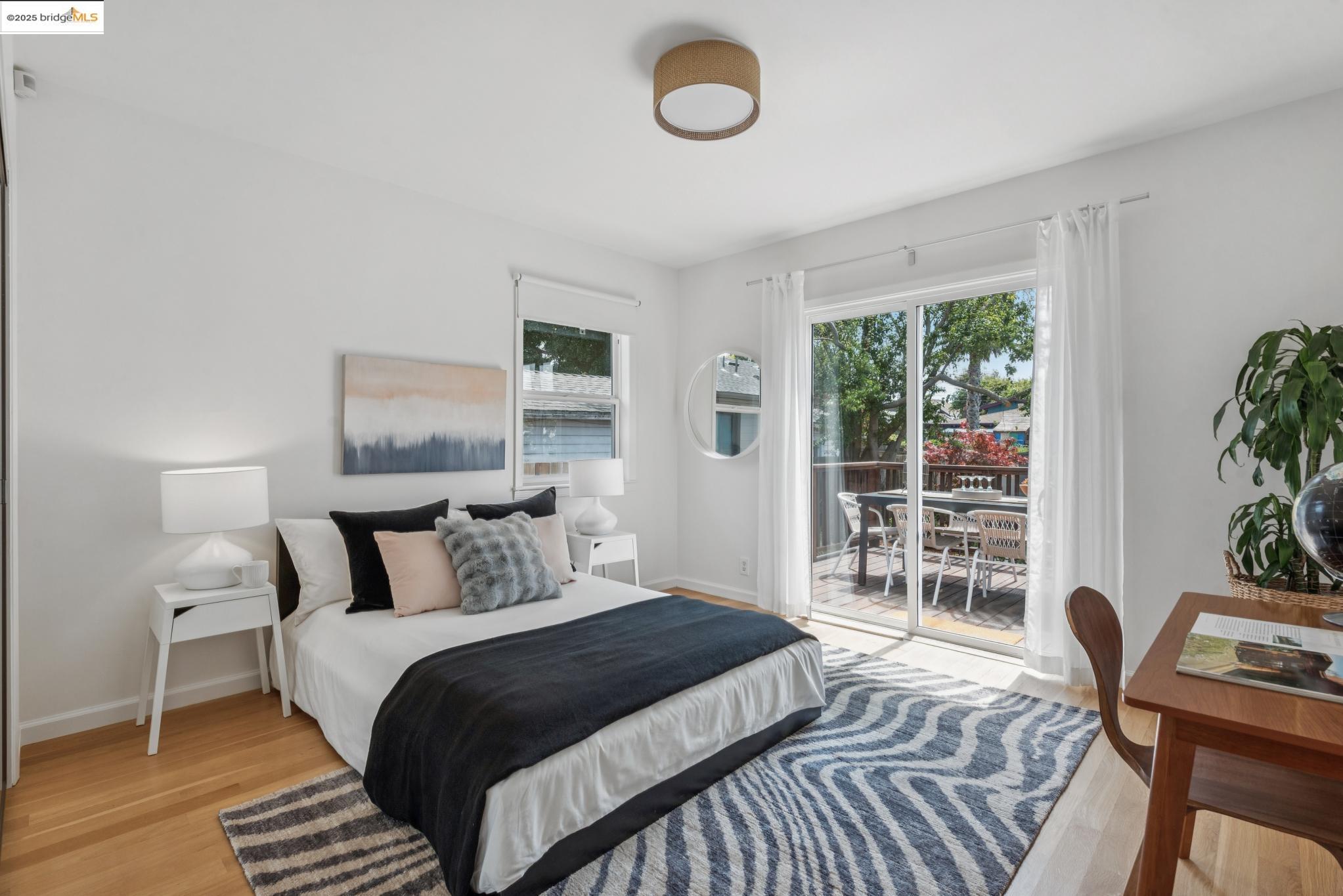 Detail Gallery Image 20 of 59 For 1516 Parker St, Berkeley,  CA 94703 - 3 Beds | 2 Baths