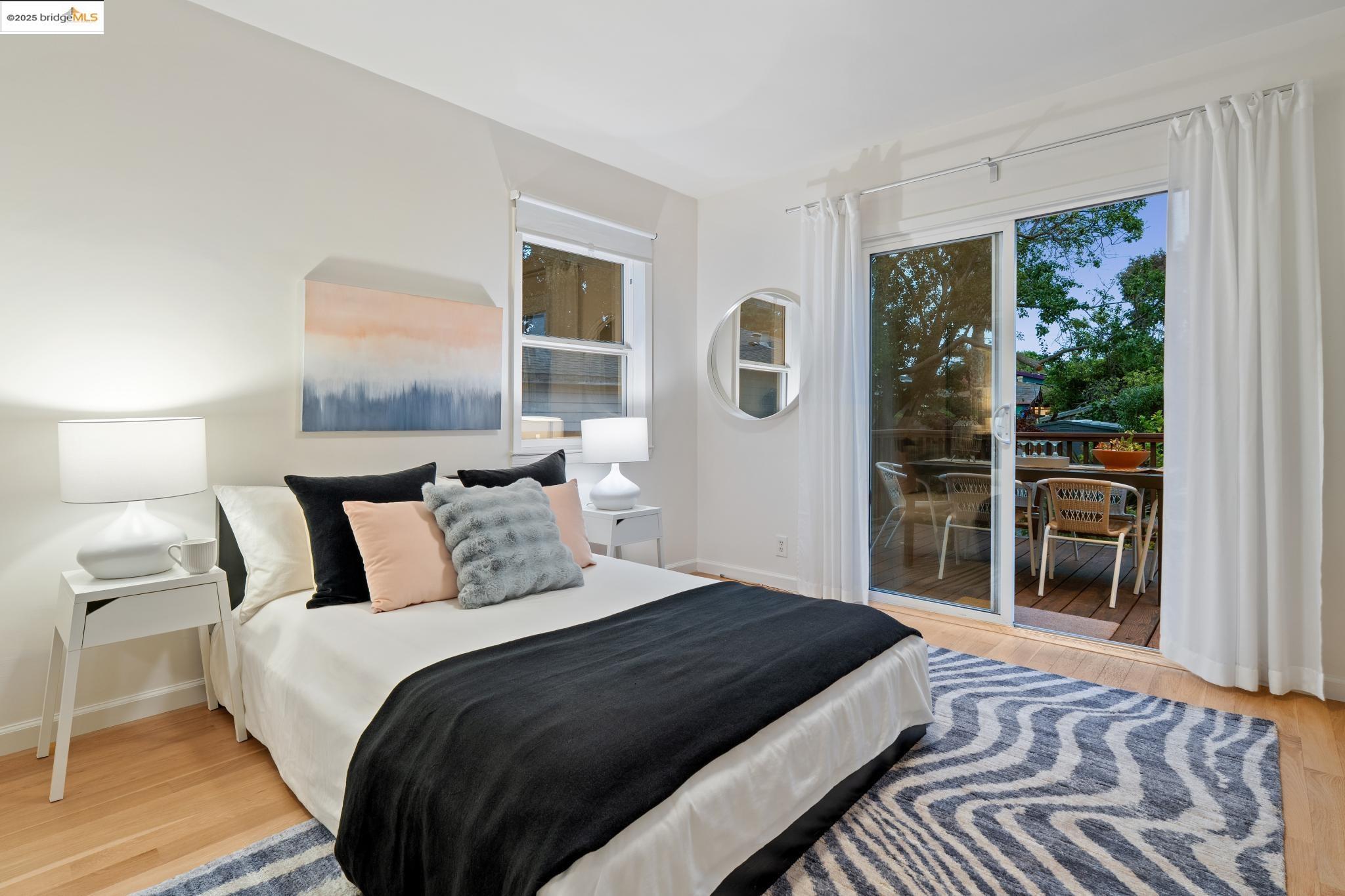Detail Gallery Image 21 of 59 For 1516 Parker St, Berkeley,  CA 94703 - 3 Beds | 2 Baths