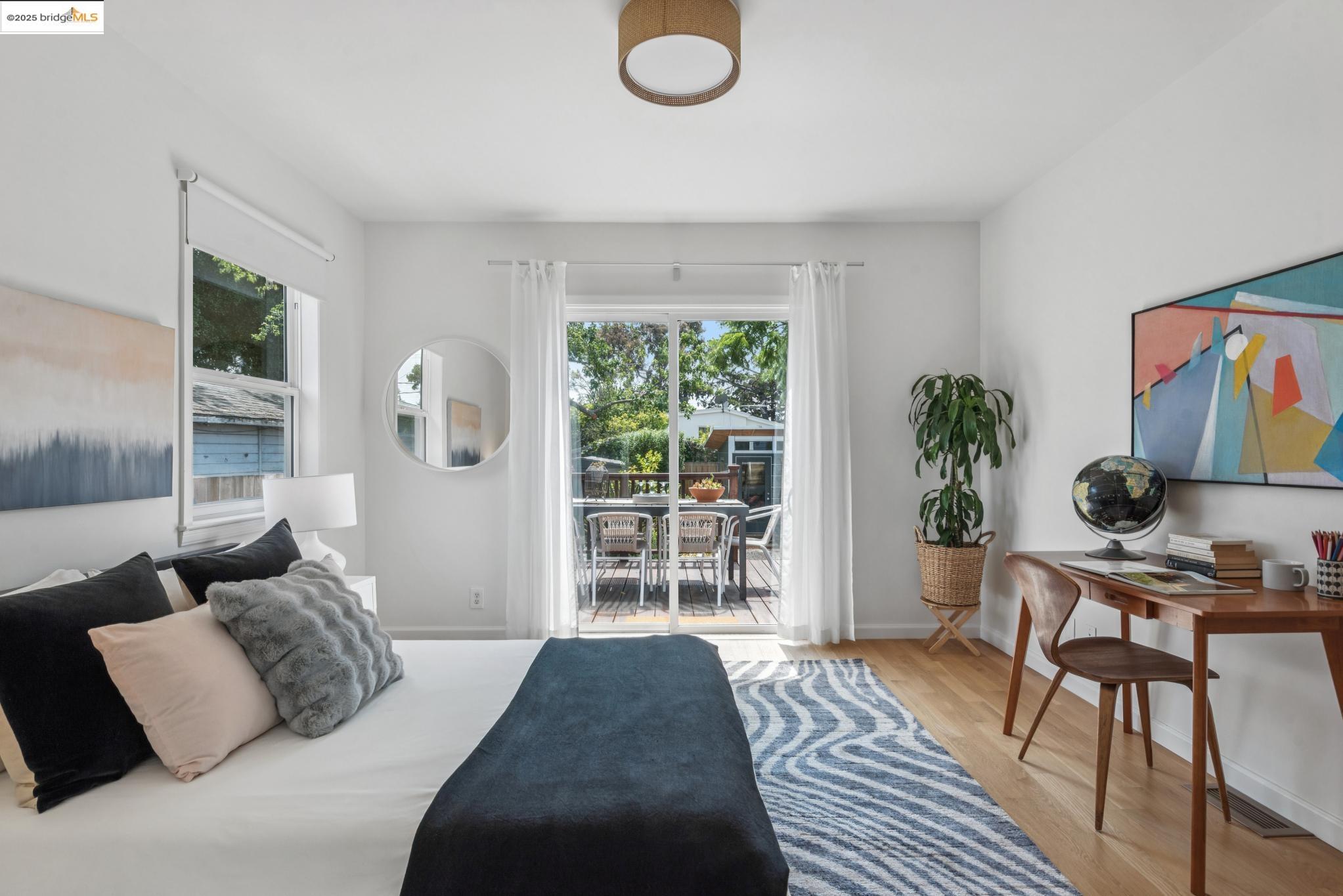 Detail Gallery Image 23 of 59 For 1516 Parker St, Berkeley,  CA 94703 - 3 Beds | 2 Baths