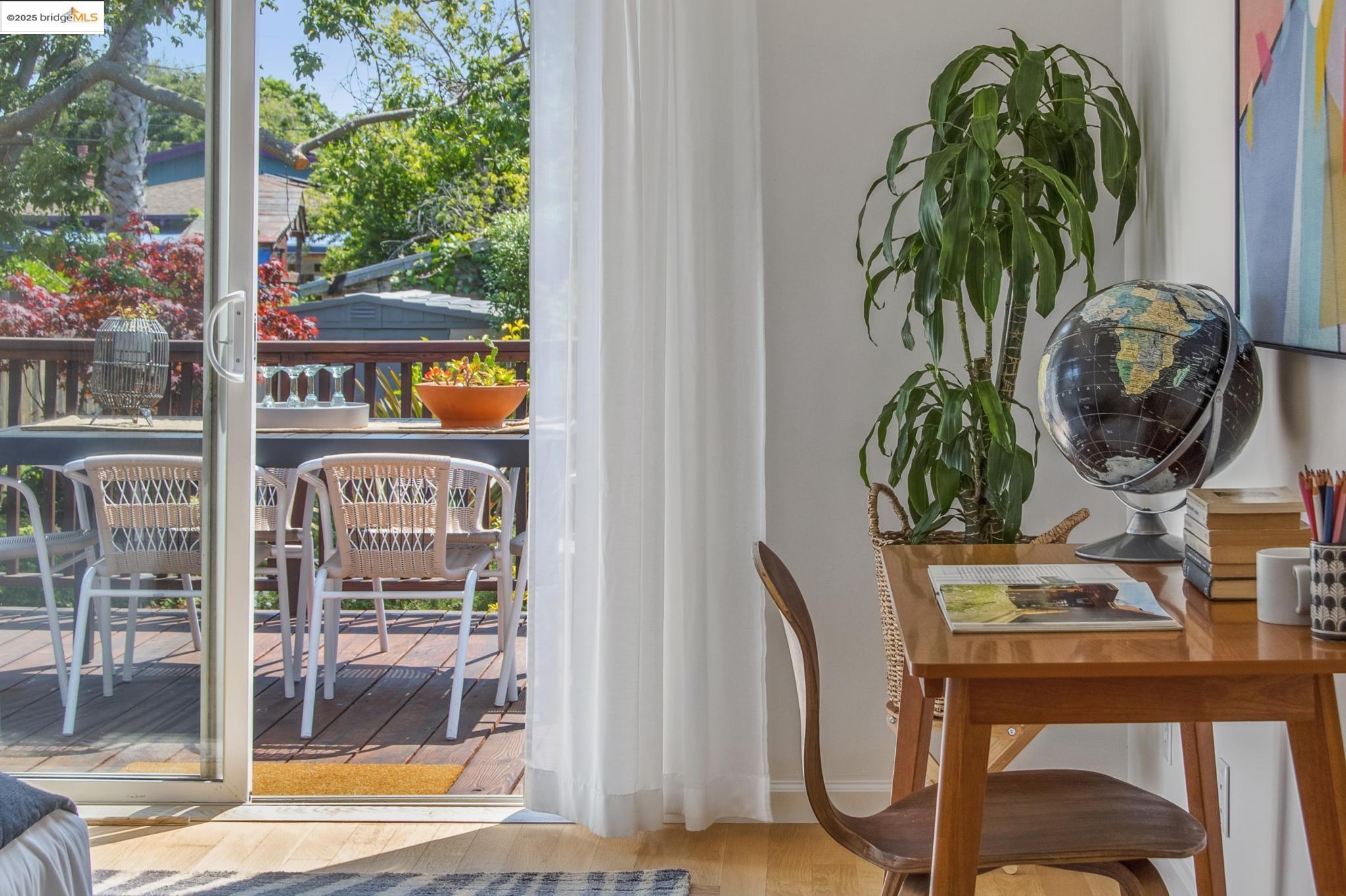 Detail Gallery Image 24 of 59 For 1516 Parker St, Berkeley,  CA 94703 - 3 Beds | 2 Baths