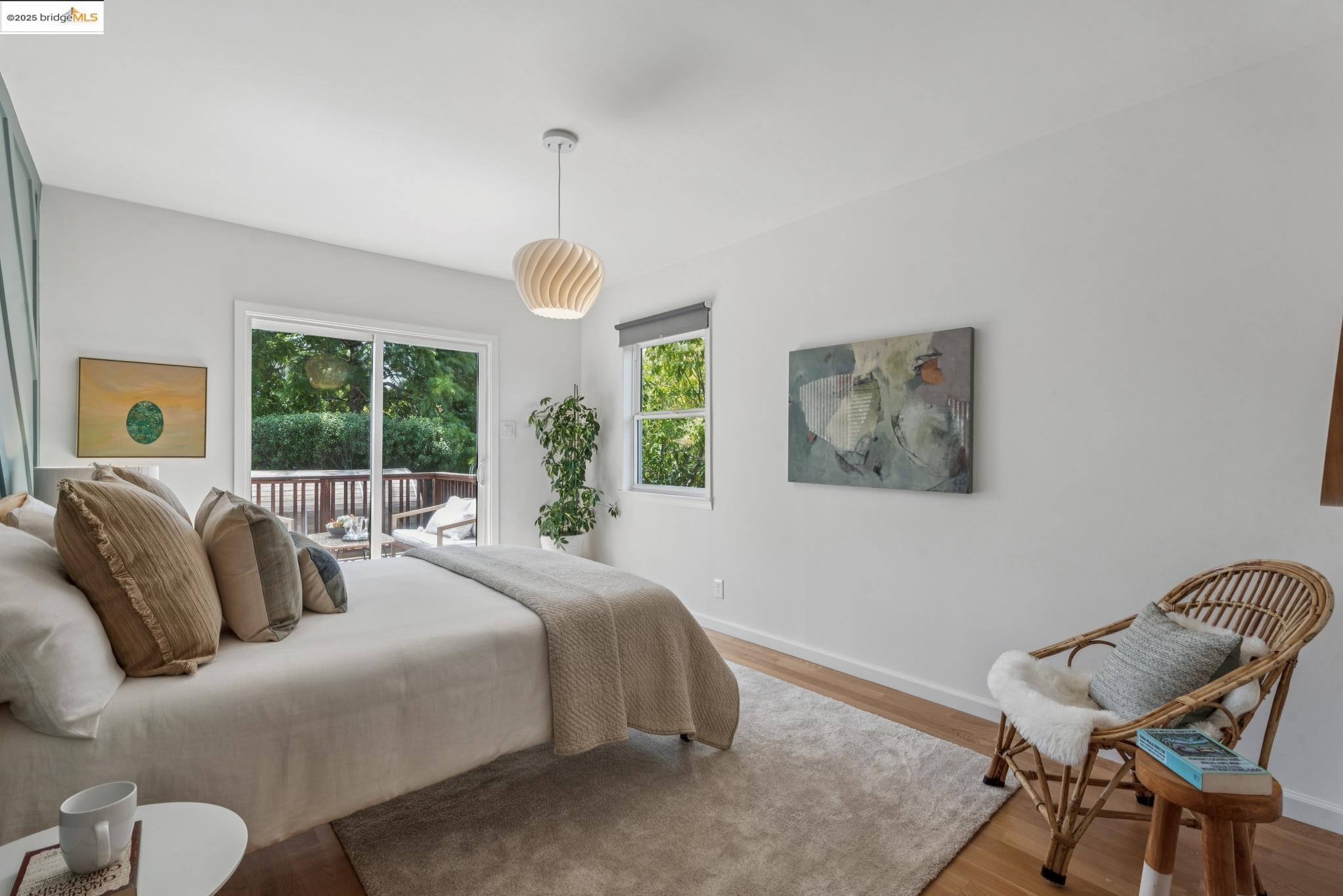 Detail Gallery Image 27 of 59 For 1516 Parker St, Berkeley,  CA 94703 - 3 Beds | 2 Baths