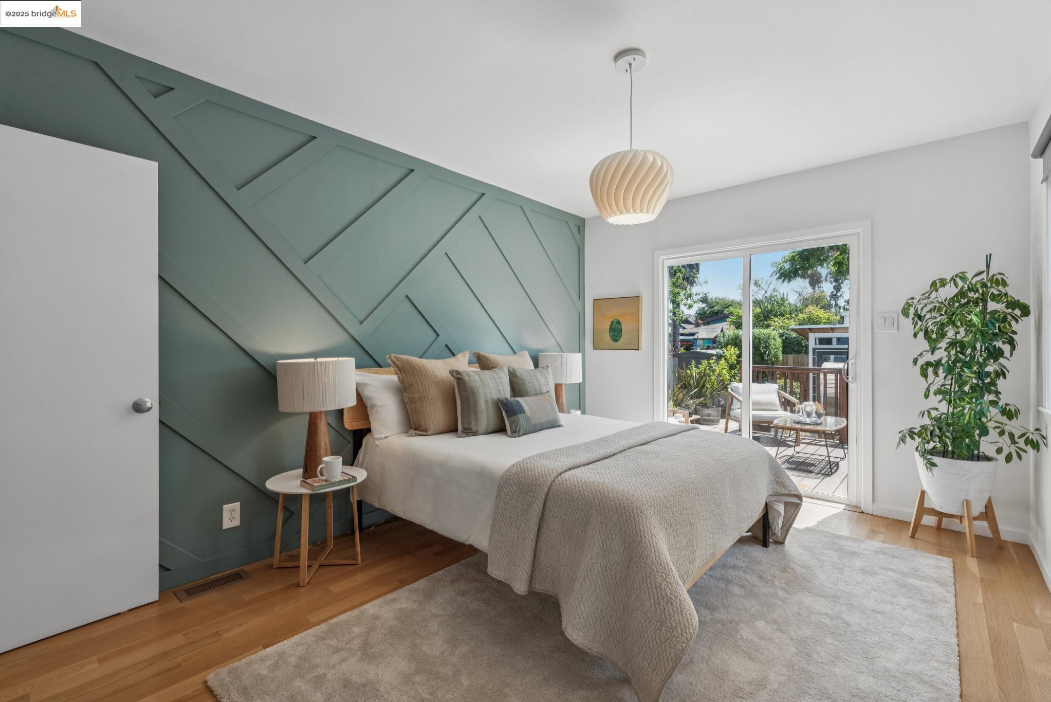 Detail Gallery Image 28 of 59 For 1516 Parker St, Berkeley,  CA 94703 - 3 Beds | 2 Baths