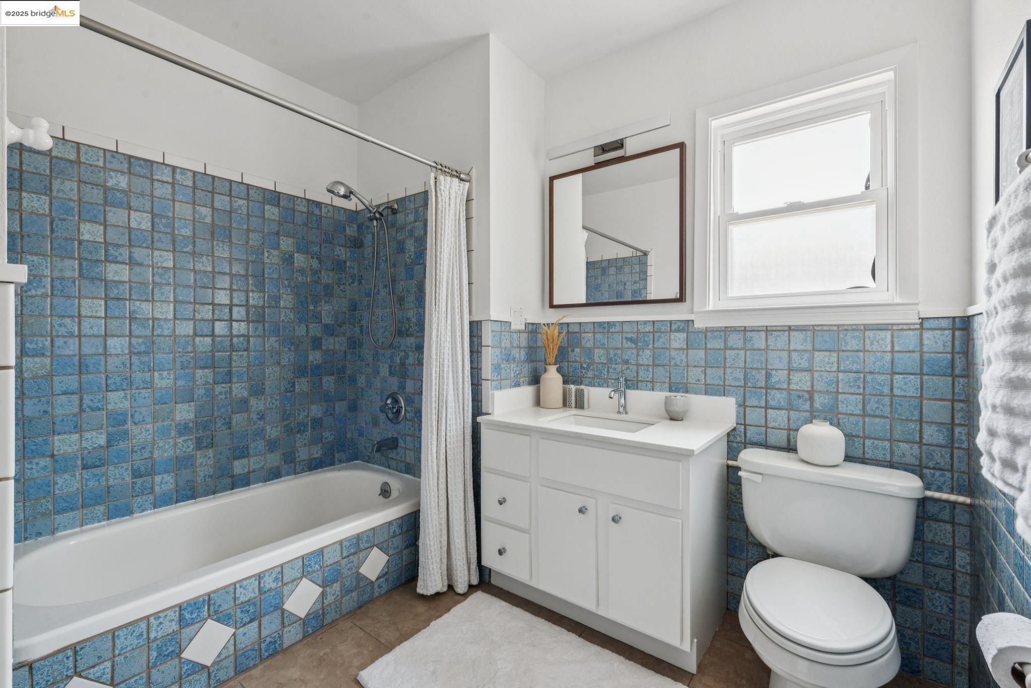 Detail Gallery Image 33 of 59 For 1516 Parker St, Berkeley,  CA 94703 - 3 Beds | 2 Baths