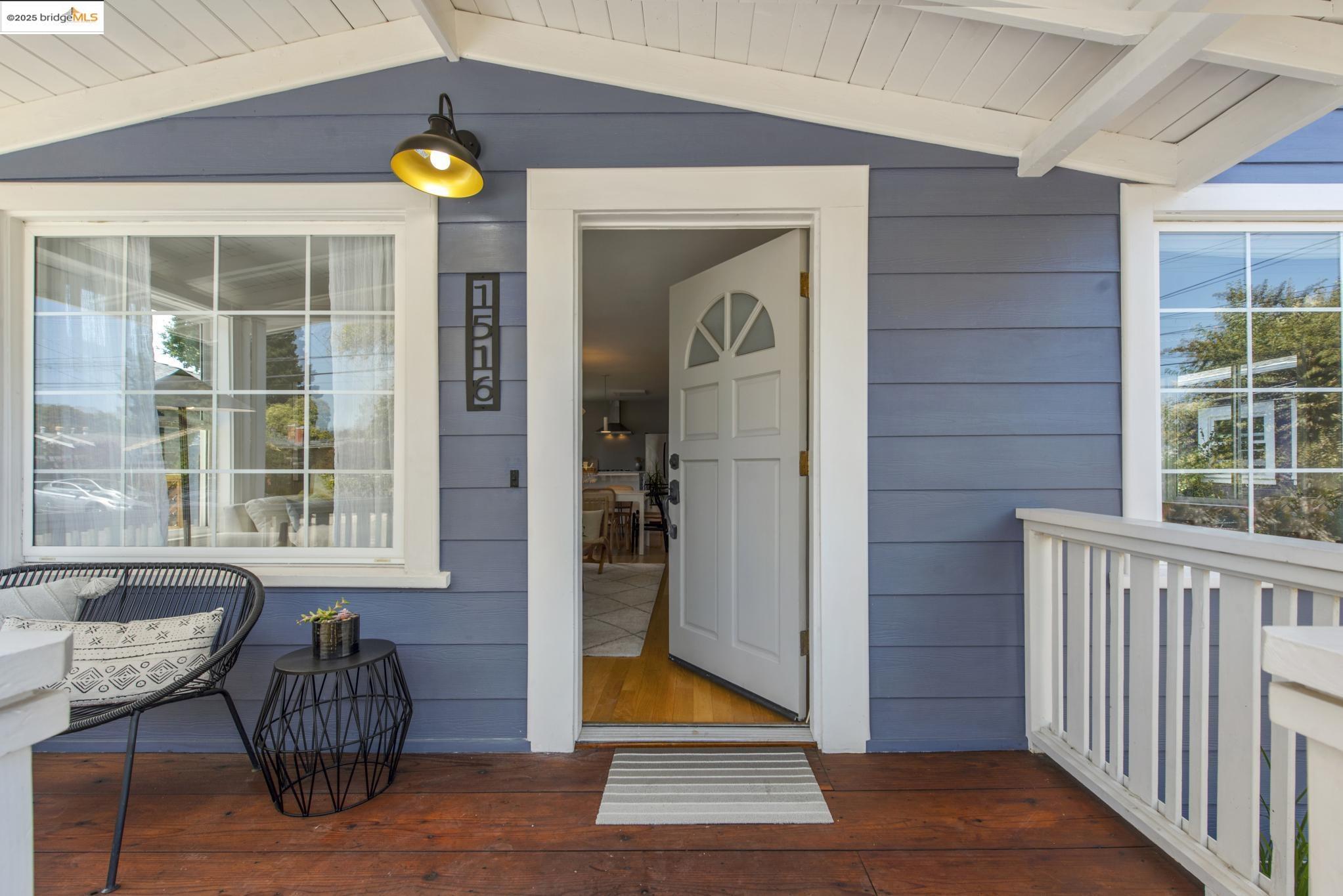 Detail Gallery Image 5 of 59 For 1516 Parker St, Berkeley,  CA 94703 - 3 Beds | 2 Baths