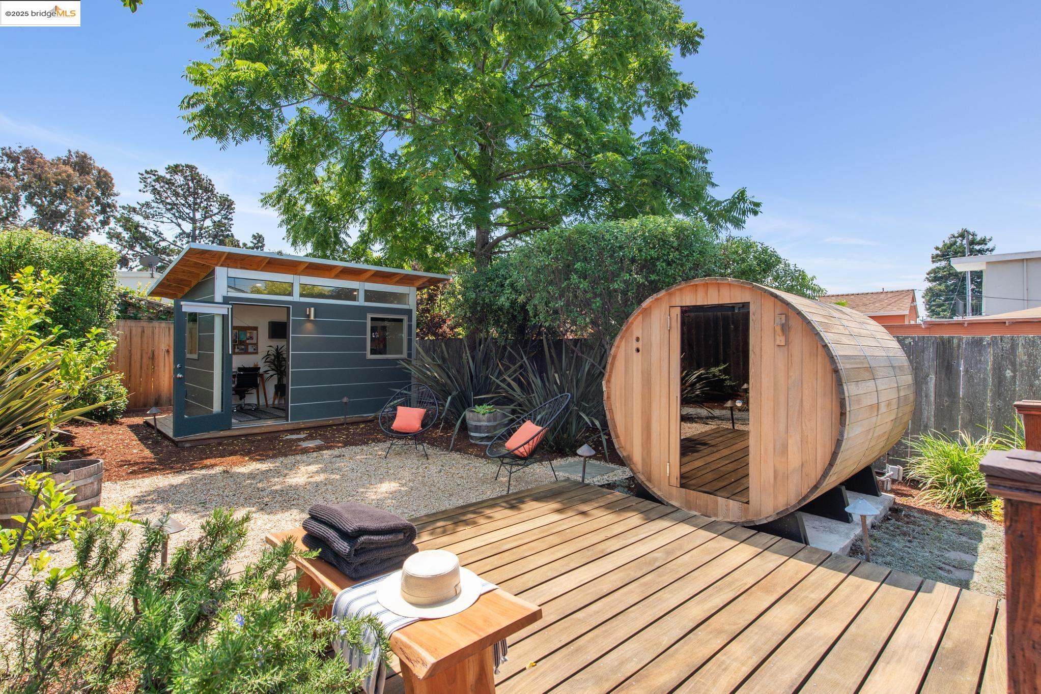 Detail Gallery Image 42 of 59 For 1516 Parker St, Berkeley,  CA 94703 - 3 Beds | 2 Baths