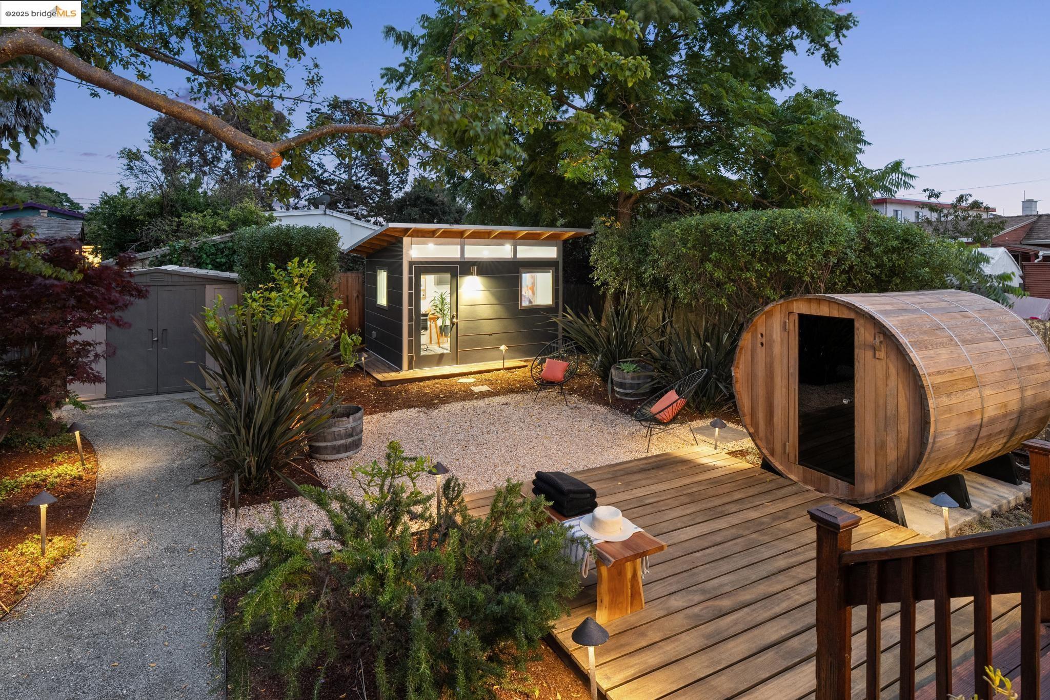 Detail Gallery Image 48 of 59 For 1516 Parker St, Berkeley,  CA 94703 - 3 Beds | 2 Baths