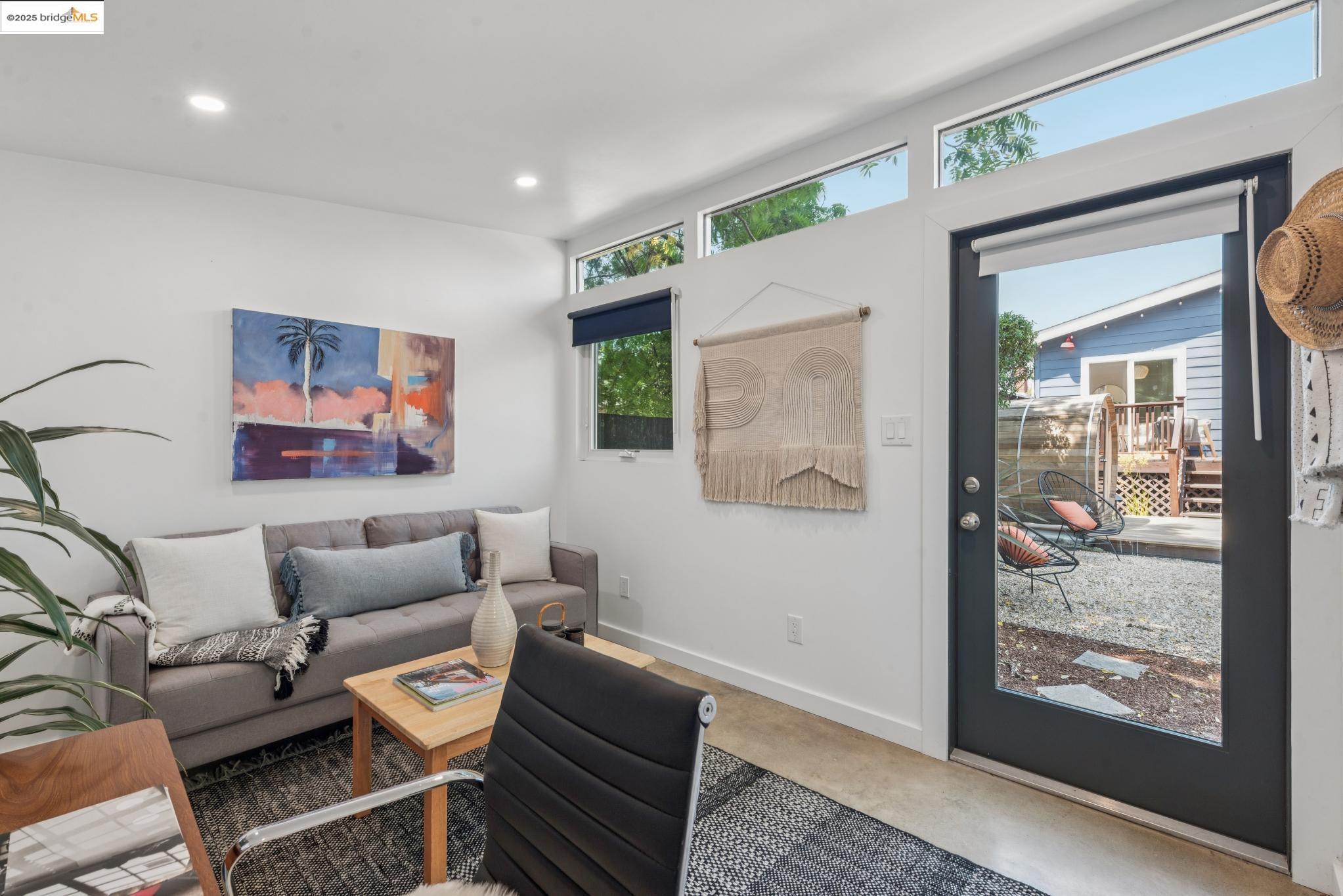 Detail Gallery Image 50 of 59 For 1516 Parker St, Berkeley,  CA 94703 - 3 Beds | 2 Baths