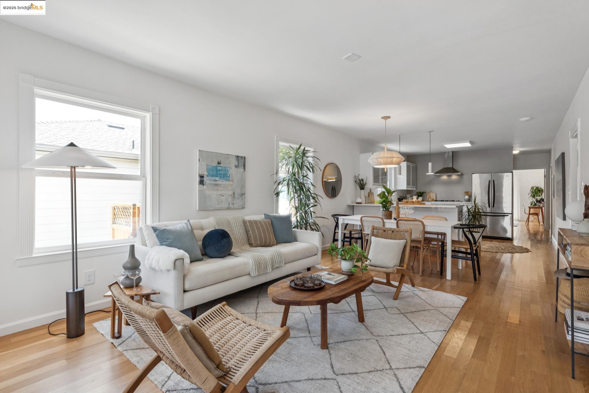 Detail Gallery Image 6 of 59 For 1516 Parker St, Berkeley,  CA 94703 - 3 Beds | 2 Baths