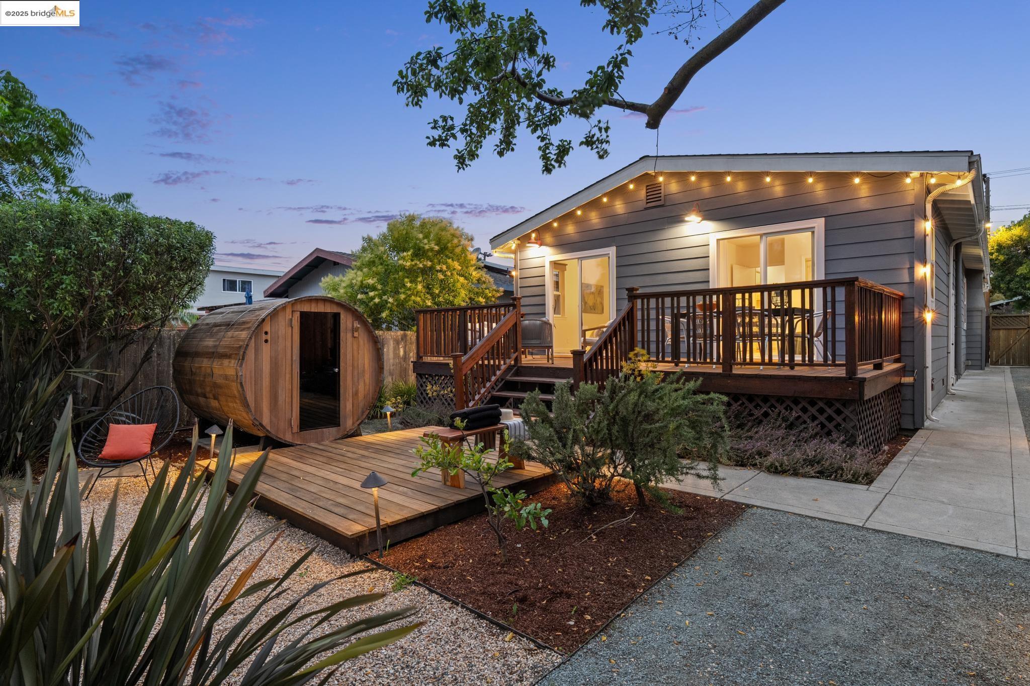 Detail Gallery Image 56 of 59 For 1516 Parker St, Berkeley,  CA 94703 - 3 Beds | 2 Baths