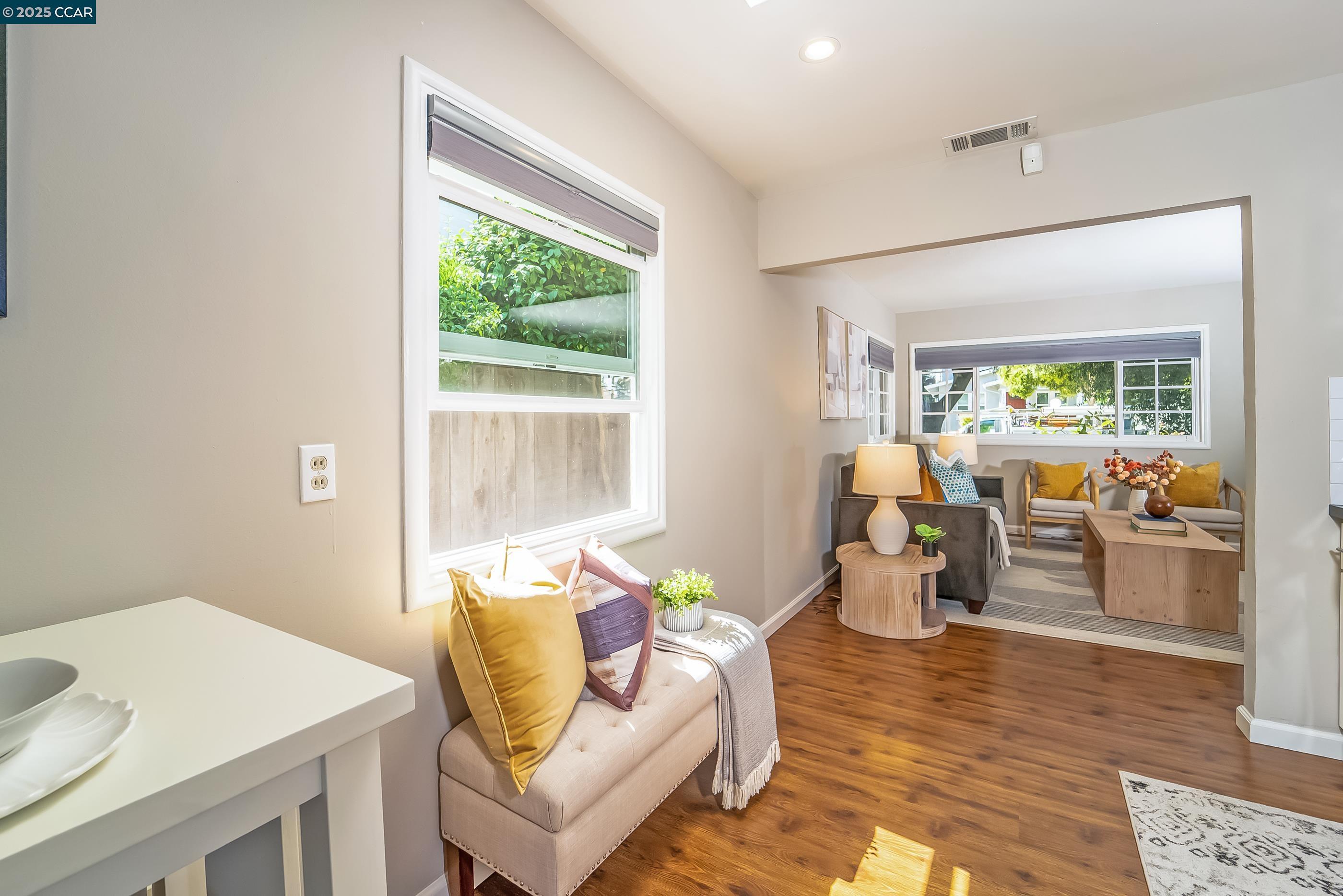 Detail Gallery Image 17 of 39 For 1058 Victoria Ave, San Leandro,  CA 94577 - 2 Beds | 1 Baths