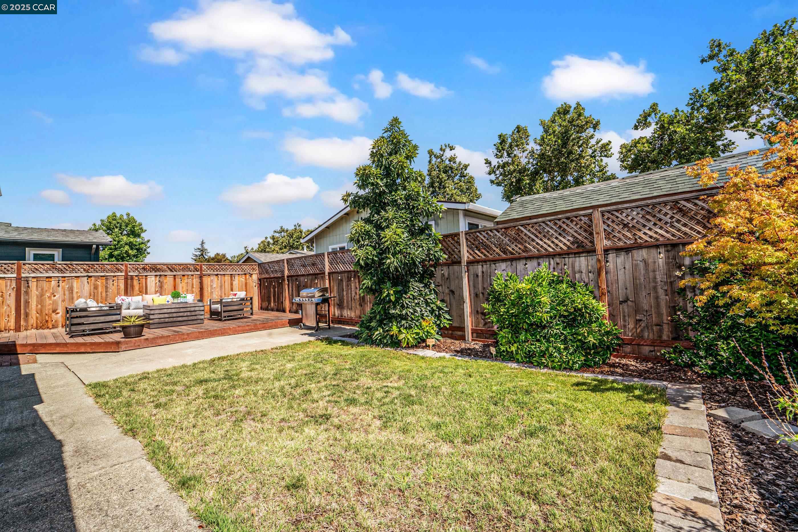 Detail Gallery Image 21 of 39 For 1058 Victoria Ave, San Leandro,  CA 94577 - 2 Beds | 1 Baths