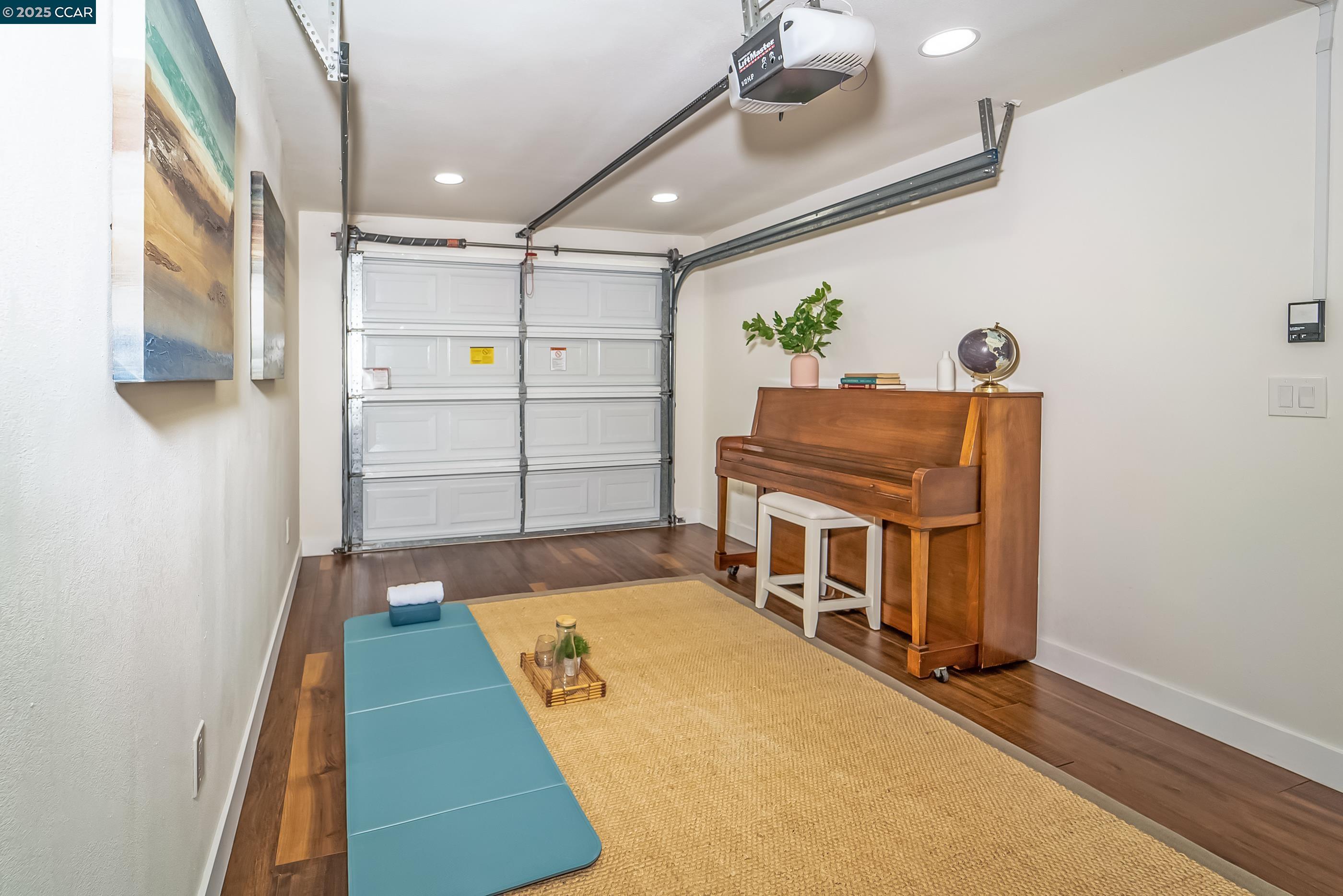 Detail Gallery Image 34 of 39 For 1058 Victoria Ave, San Leandro,  CA 94577 - 2 Beds | 1 Baths