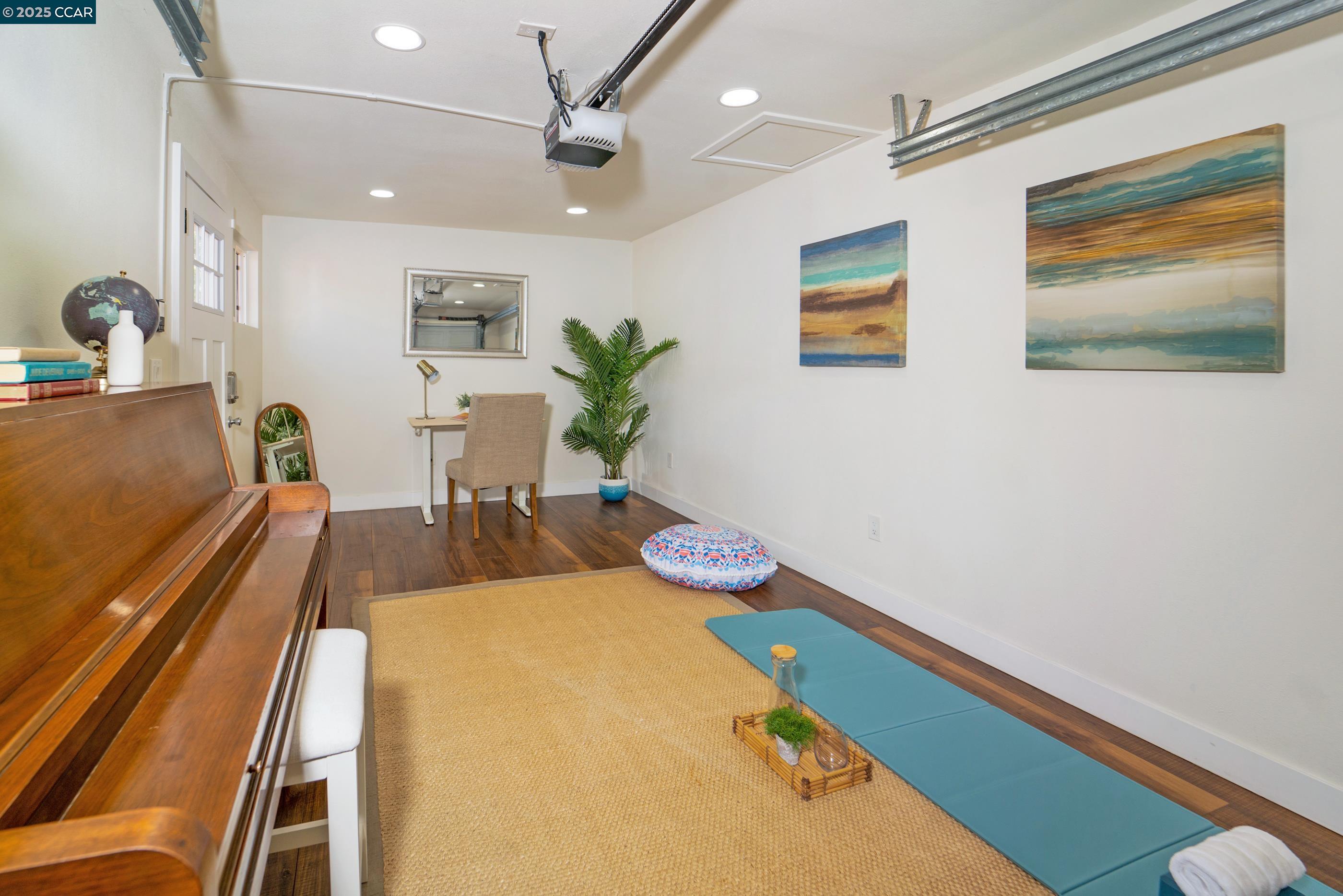 Detail Gallery Image 35 of 39 For 1058 Victoria Ave, San Leandro,  CA 94577 - 2 Beds | 1 Baths