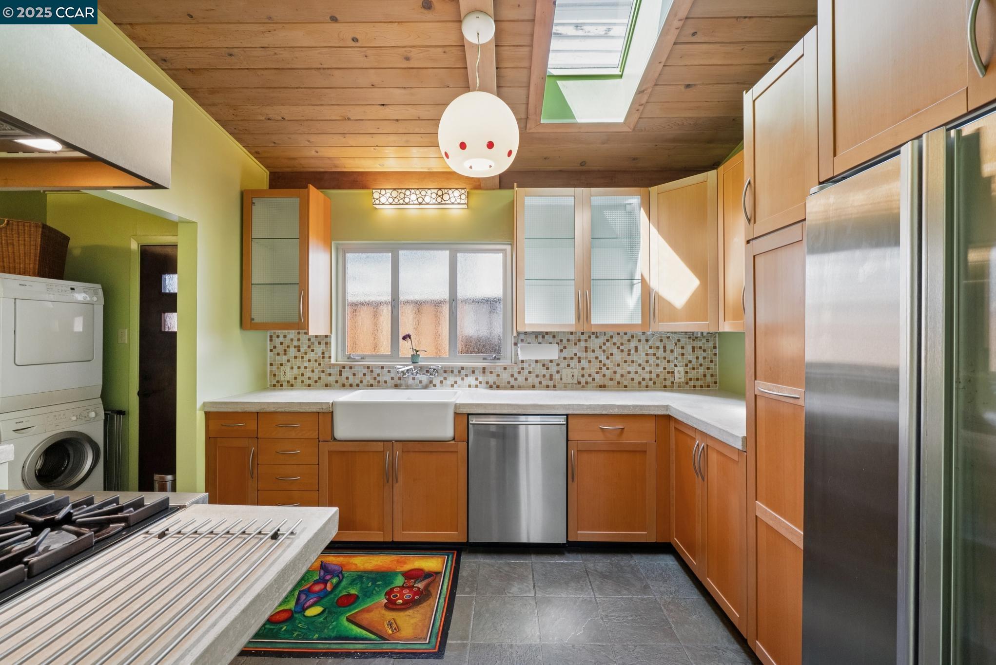 Detail Gallery Image 22 of 56 For 1060 Curtis Street, Albany,  CA 94706 - 2 Beds | 1 Baths