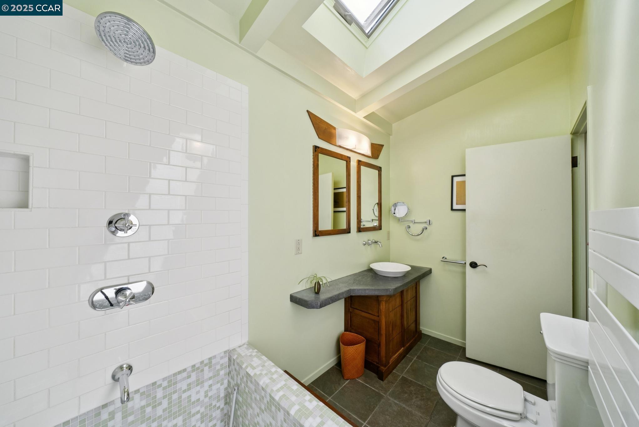 Detail Gallery Image 31 of 56 For 1060 Curtis Street, Albany,  CA 94706 - 2 Beds | 1 Baths