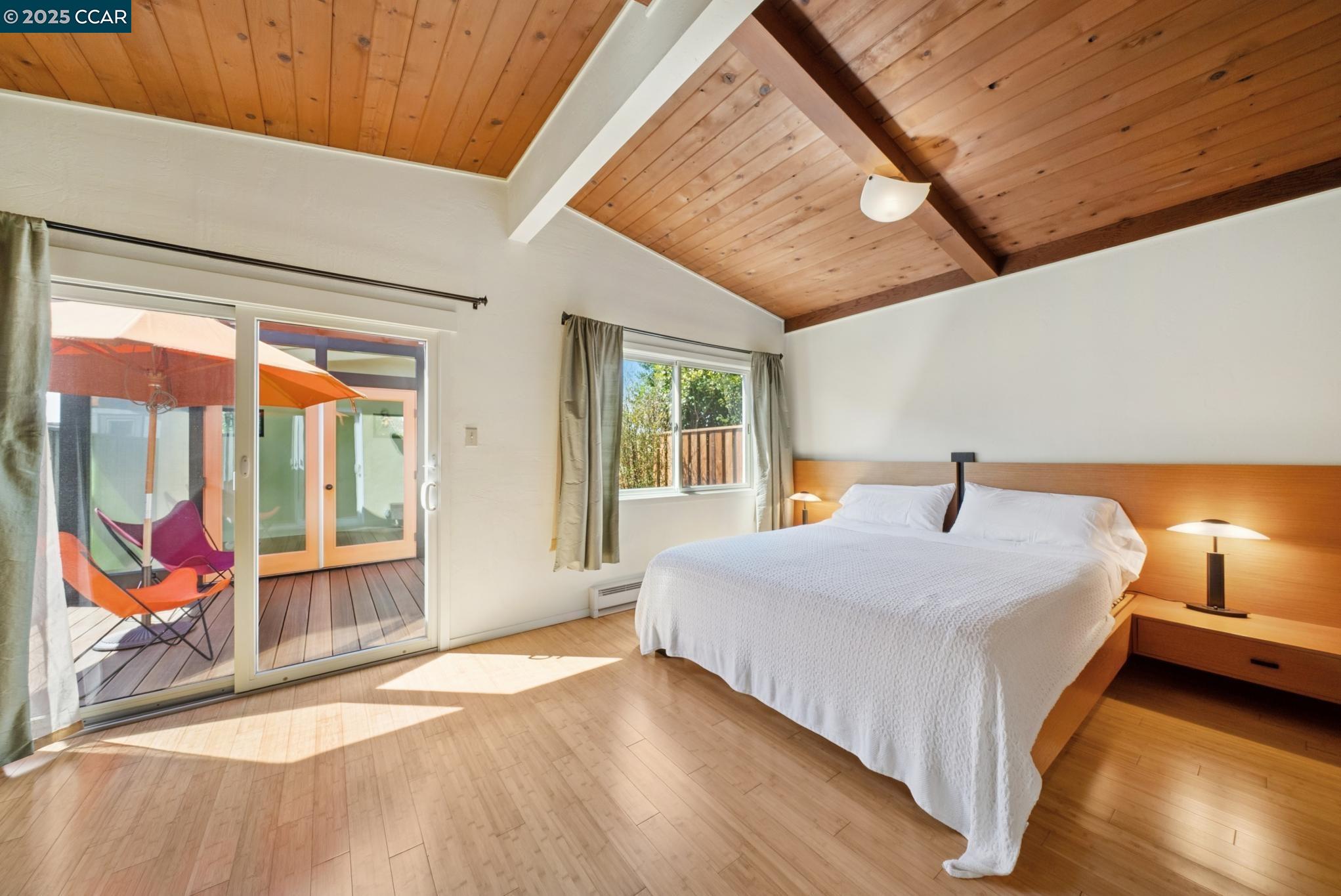 Detail Gallery Image 32 of 56 For 1060 Curtis Street, Albany,  CA 94706 - 2 Beds | 1 Baths