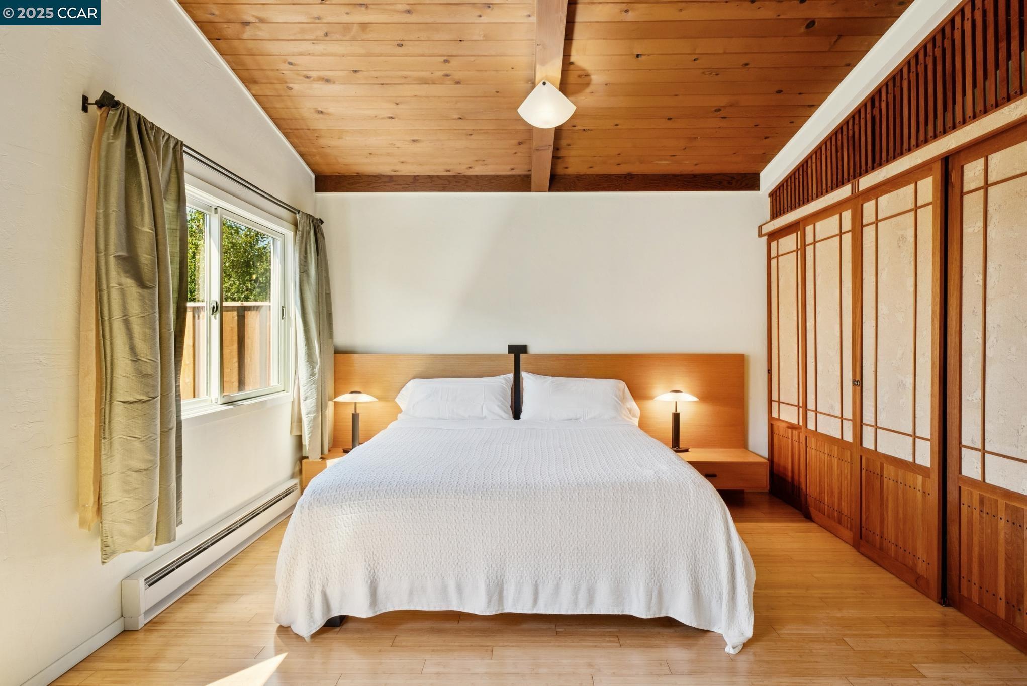 Detail Gallery Image 33 of 56 For 1060 Curtis Street, Albany,  CA 94706 - 2 Beds | 1 Baths
