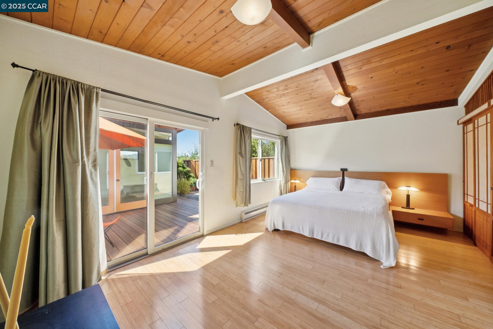 Detail Gallery Image 37 of 56 For 1060 Curtis Street, Albany,  CA 94706 - 2 Beds | 1 Baths