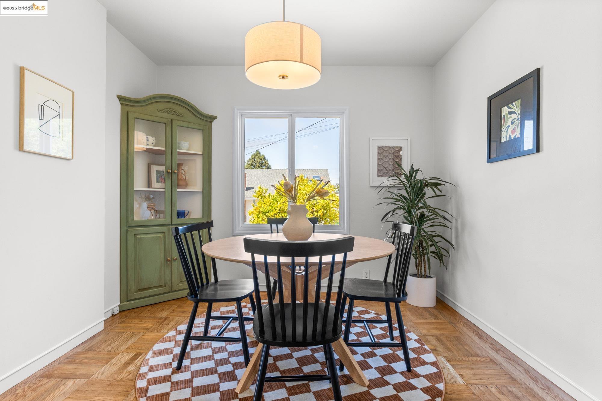 Detail Gallery Image 17 of 46 For 1420 Catherine Dr, Berkeley,  CA 94702 - 2 Beds | 1 Baths