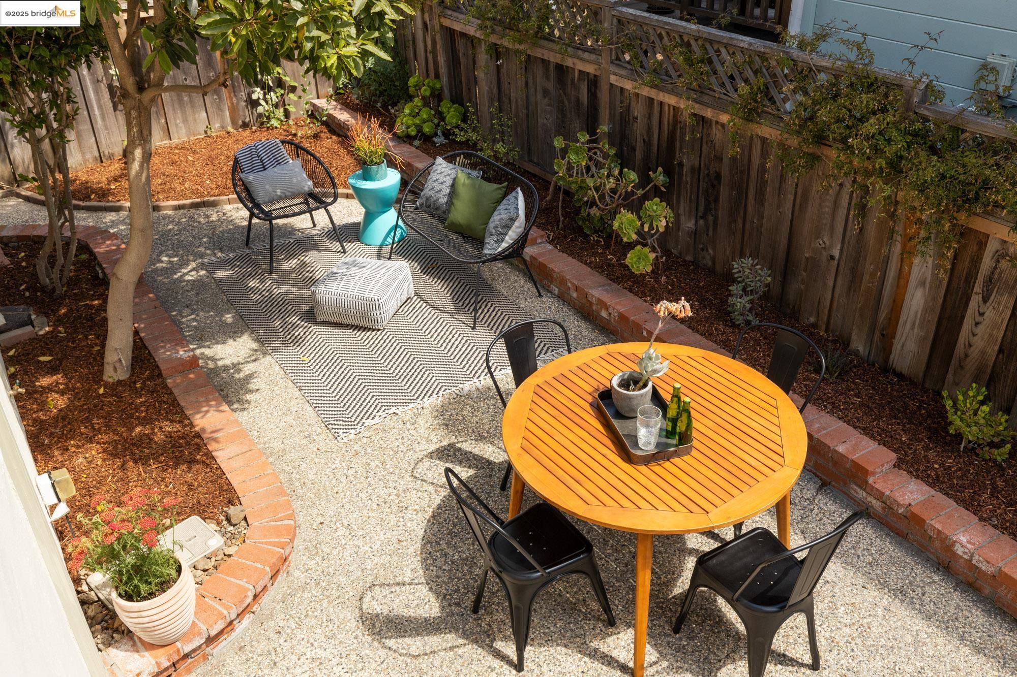 Detail Gallery Image 46 of 46 For 1420 Catherine Dr, Berkeley,  CA 94702 - 2 Beds | 1 Baths
