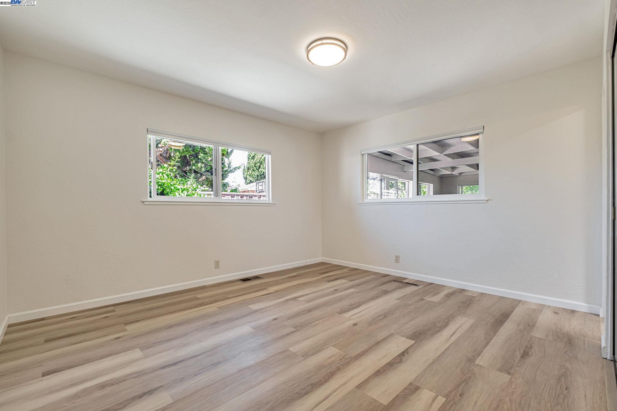 Detail Gallery Image 16 of 43 For 570 Erica Pl, Hayward,  CA 94544 - 3 Beds | 2 Baths
