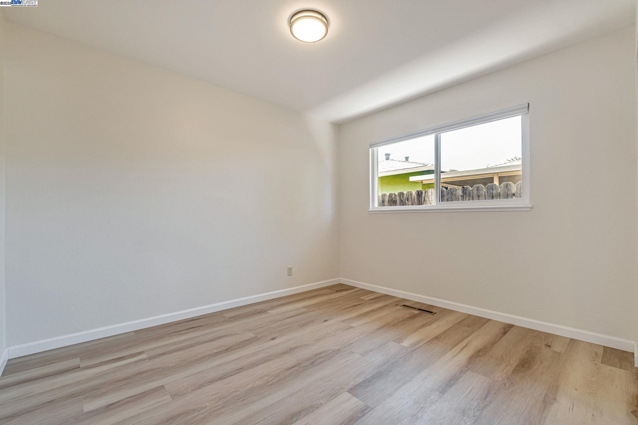 Detail Gallery Image 27 of 43 For 570 Erica Pl, Hayward,  CA 94544 - 3 Beds | 2 Baths
