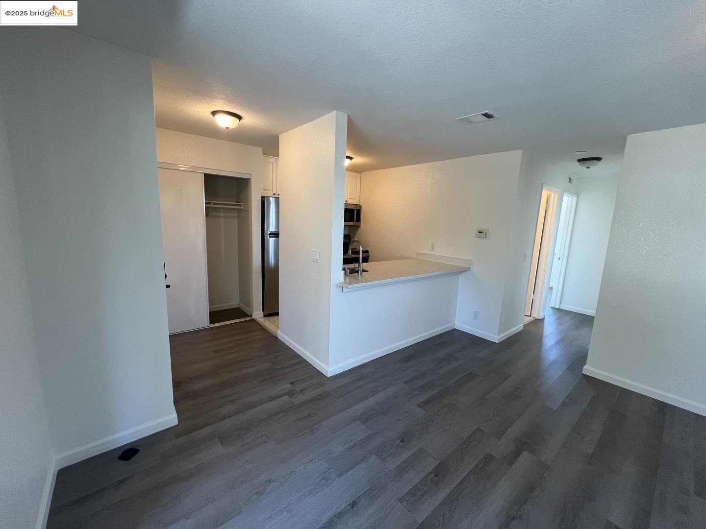 Photo #3: 41108006 Listing 